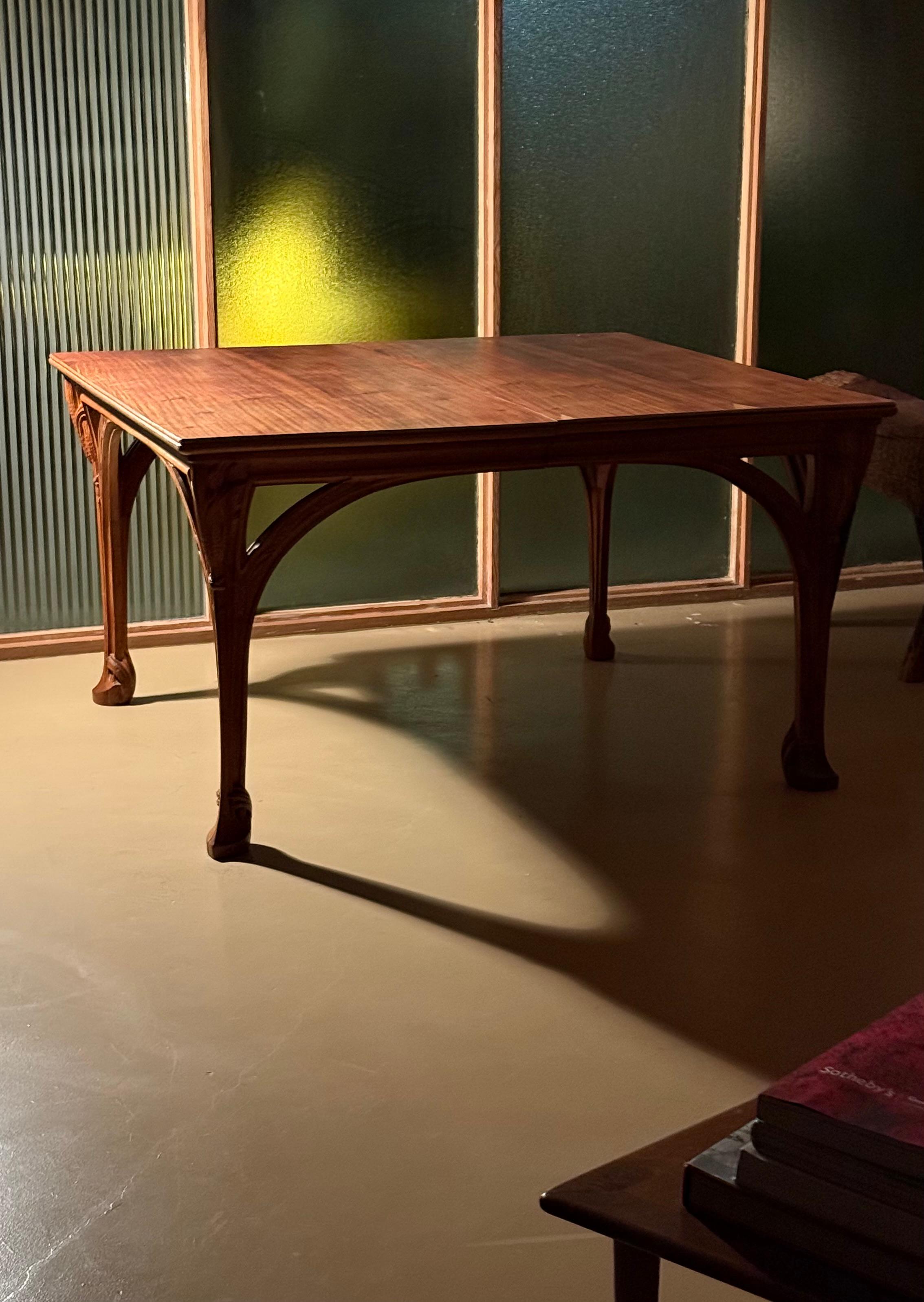 Tavolo da pranzo francese Art Carved intagliato, circa 1900 in vendita 6