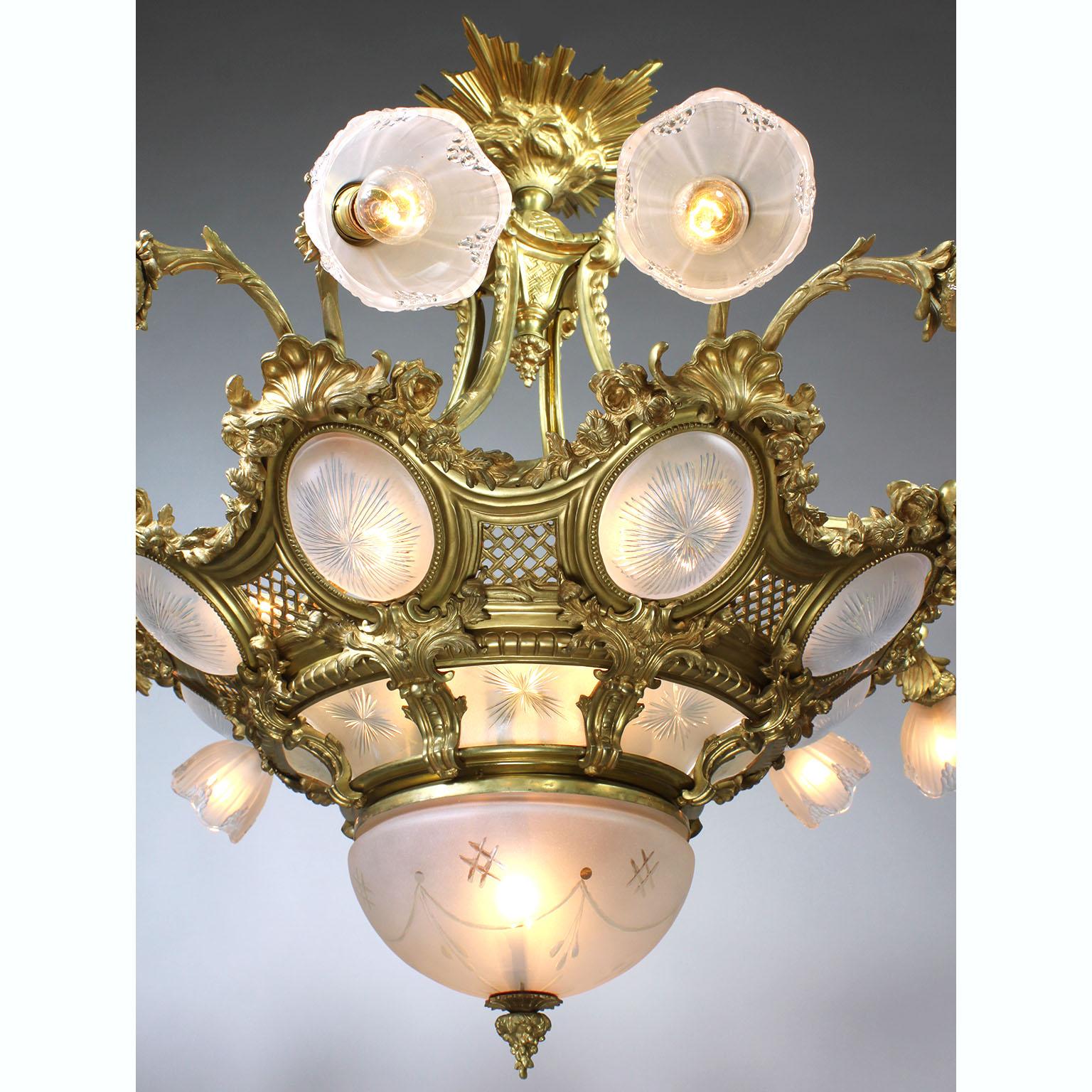 French Belle Époque Gilt-Bronze & Molded Glass 16 Light Plafonnier Chandelier In Good Condition For Sale In Los Angeles, CA