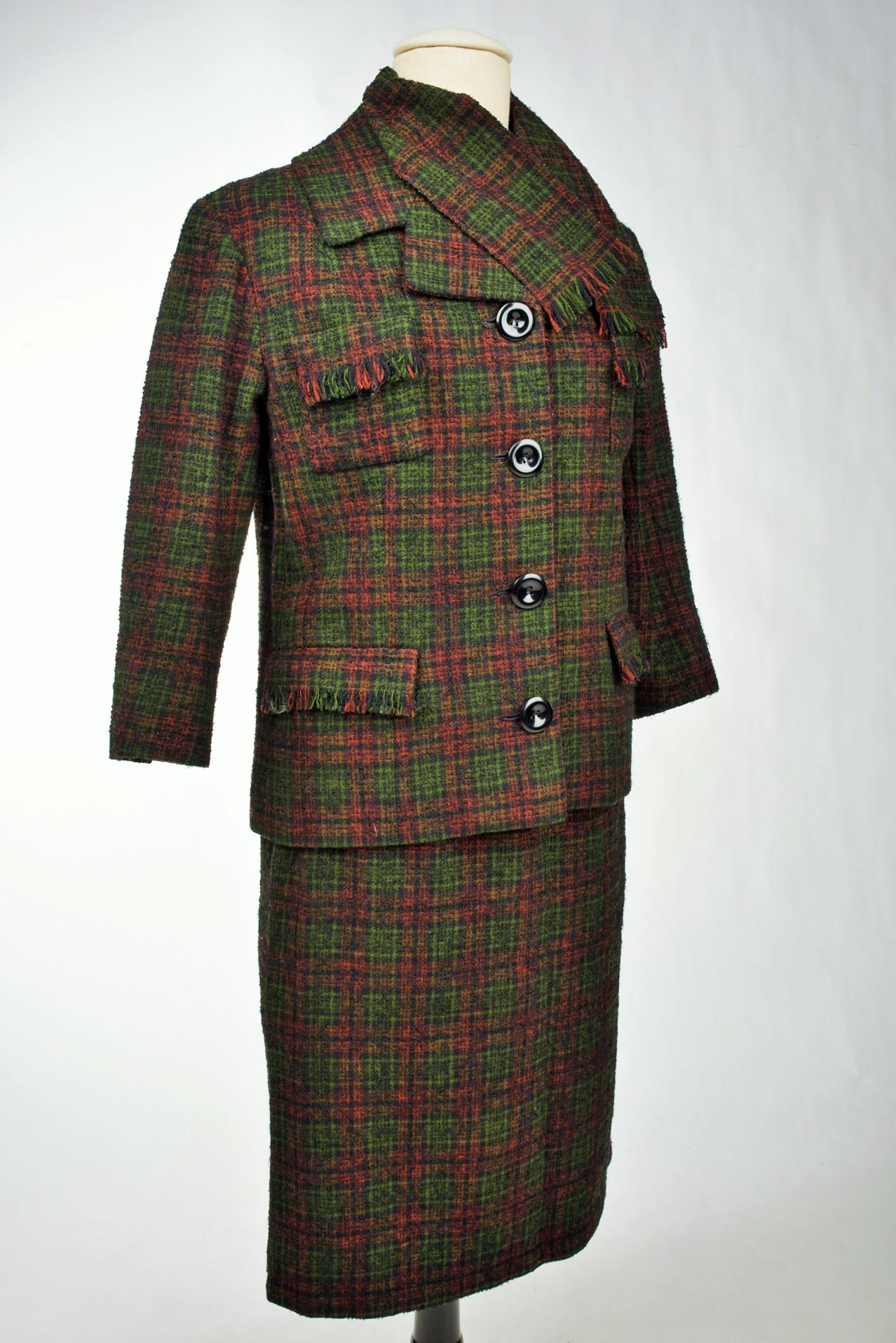A French Dior/Bérénice Demi Couture skirt suit Wool Tartan, French Circa 1970 For Sale 3