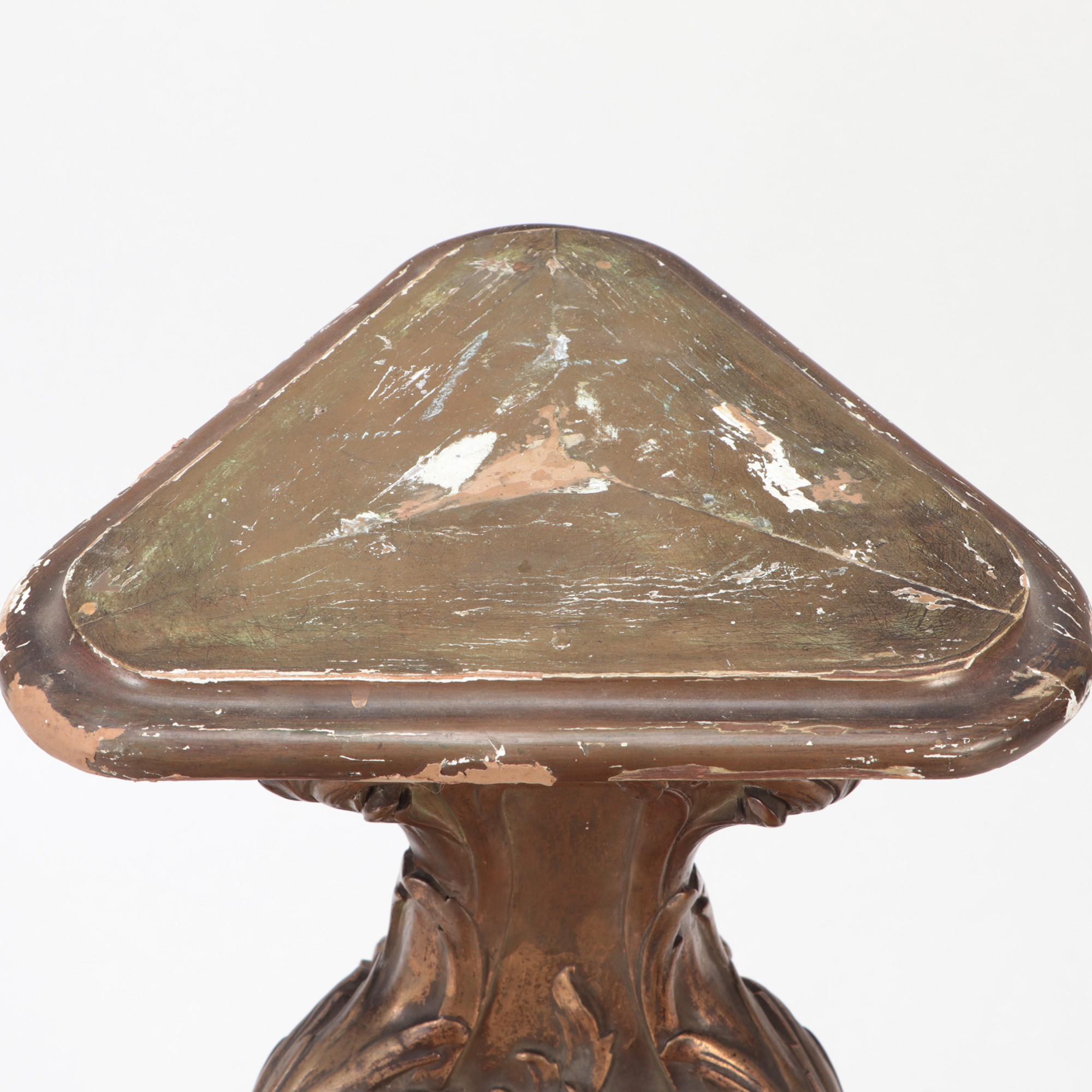French Bombay Pedestal with Paint Decoration circa 1900 In Good Condition For Sale In Philadelphia, PA