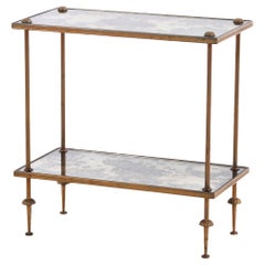 Table à deux niveaux en laiton et verre, C. C. 1950.