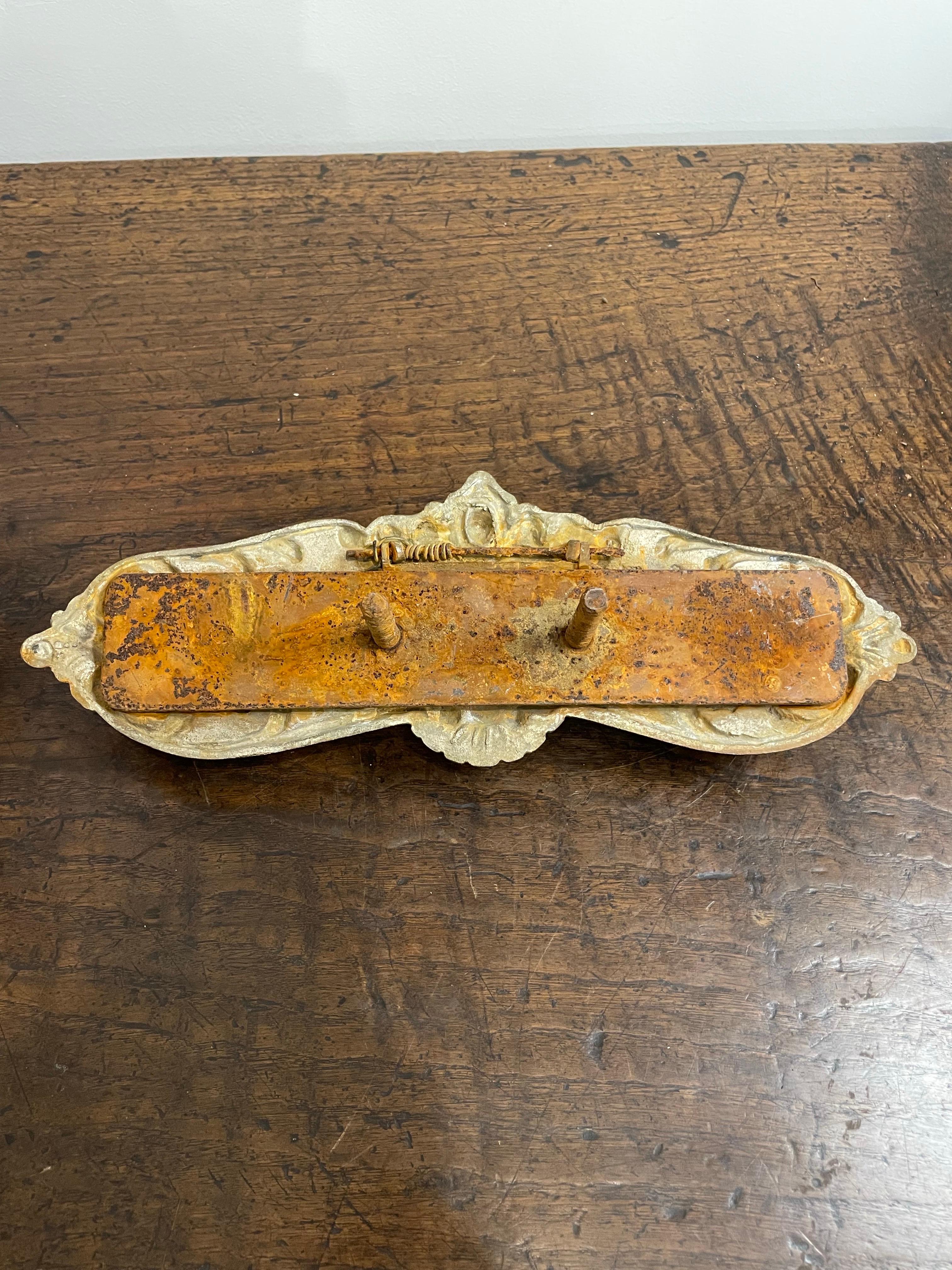 A French Bronze Door Handle, 19th Centry For Sale 2