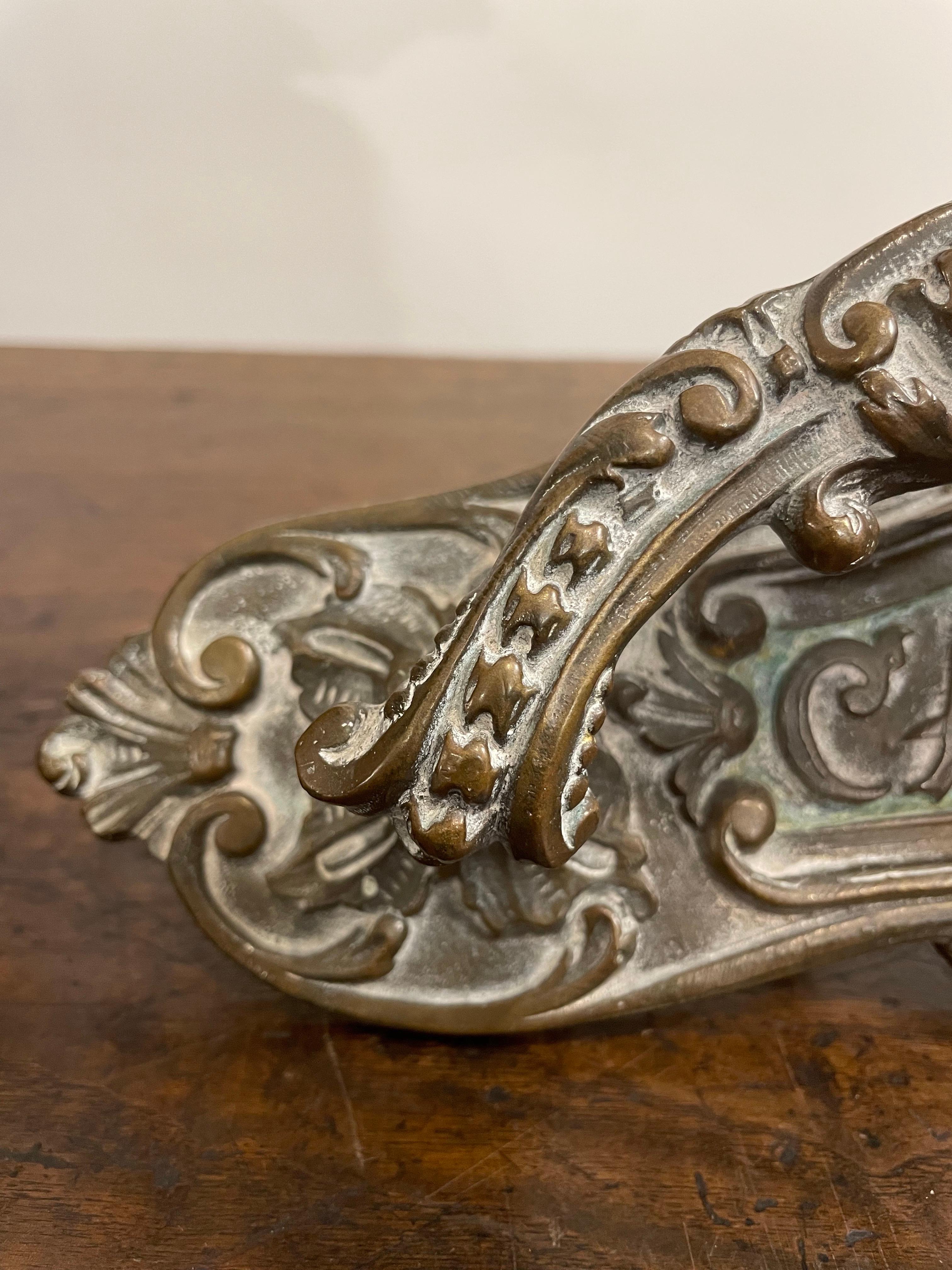 A French Bronze Door Handle, 19th Century In Good Condition For Sale In ARMADALE, VIC