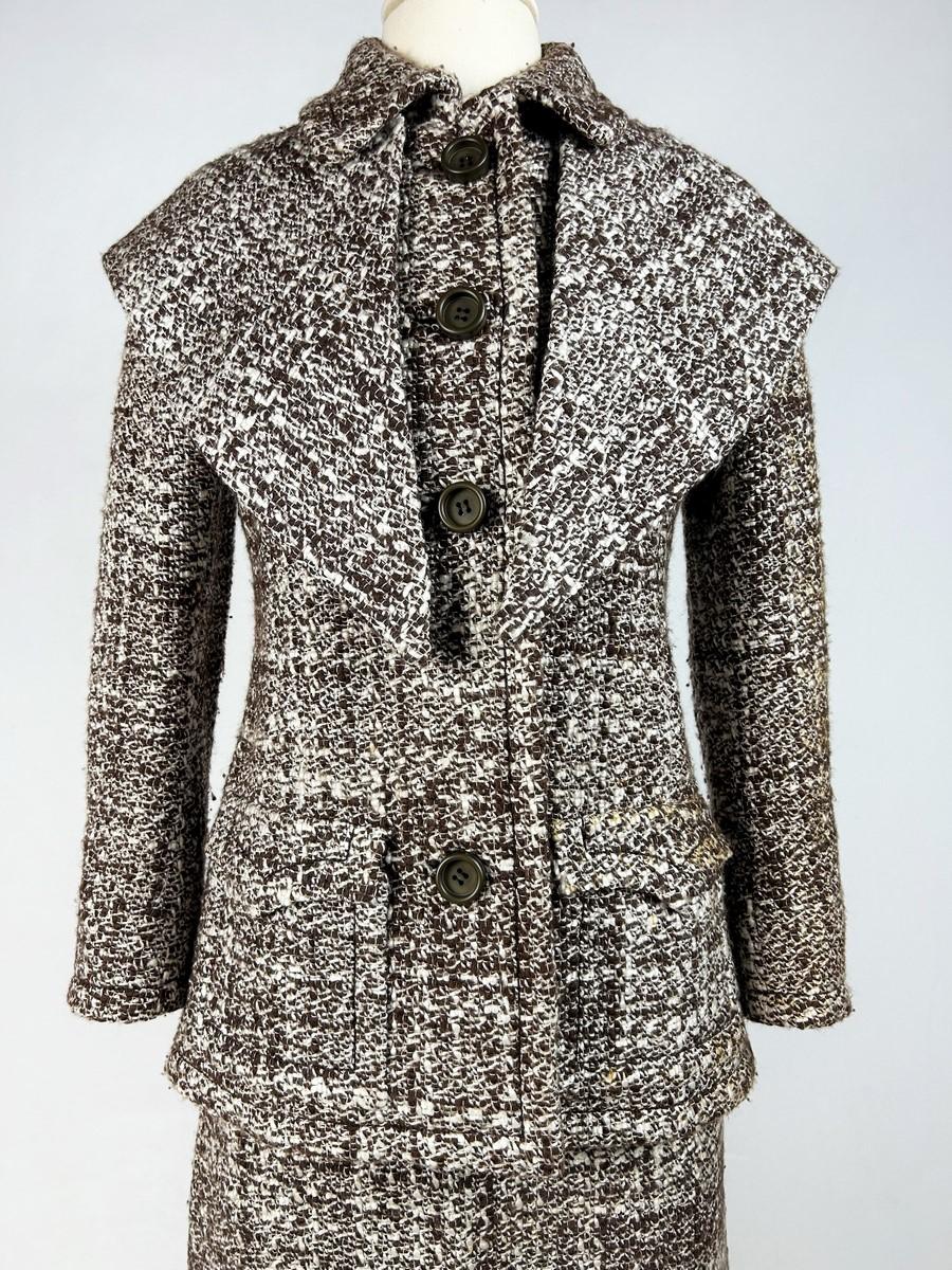 Nero Un abito francese con gonna in lana chiné marrone di Veronese - Parigi, CIRCA 1975 in vendita