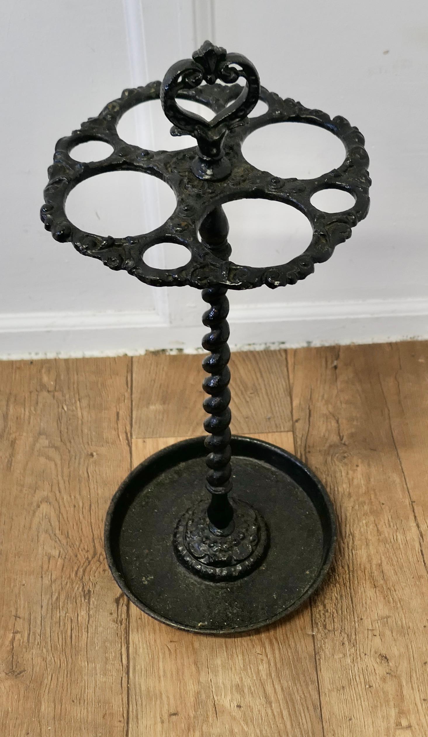 A French Cast Iron Walking Stick Stand or Umbrella Stand    In Good Condition For Sale In Chillerton, Isle of Wight