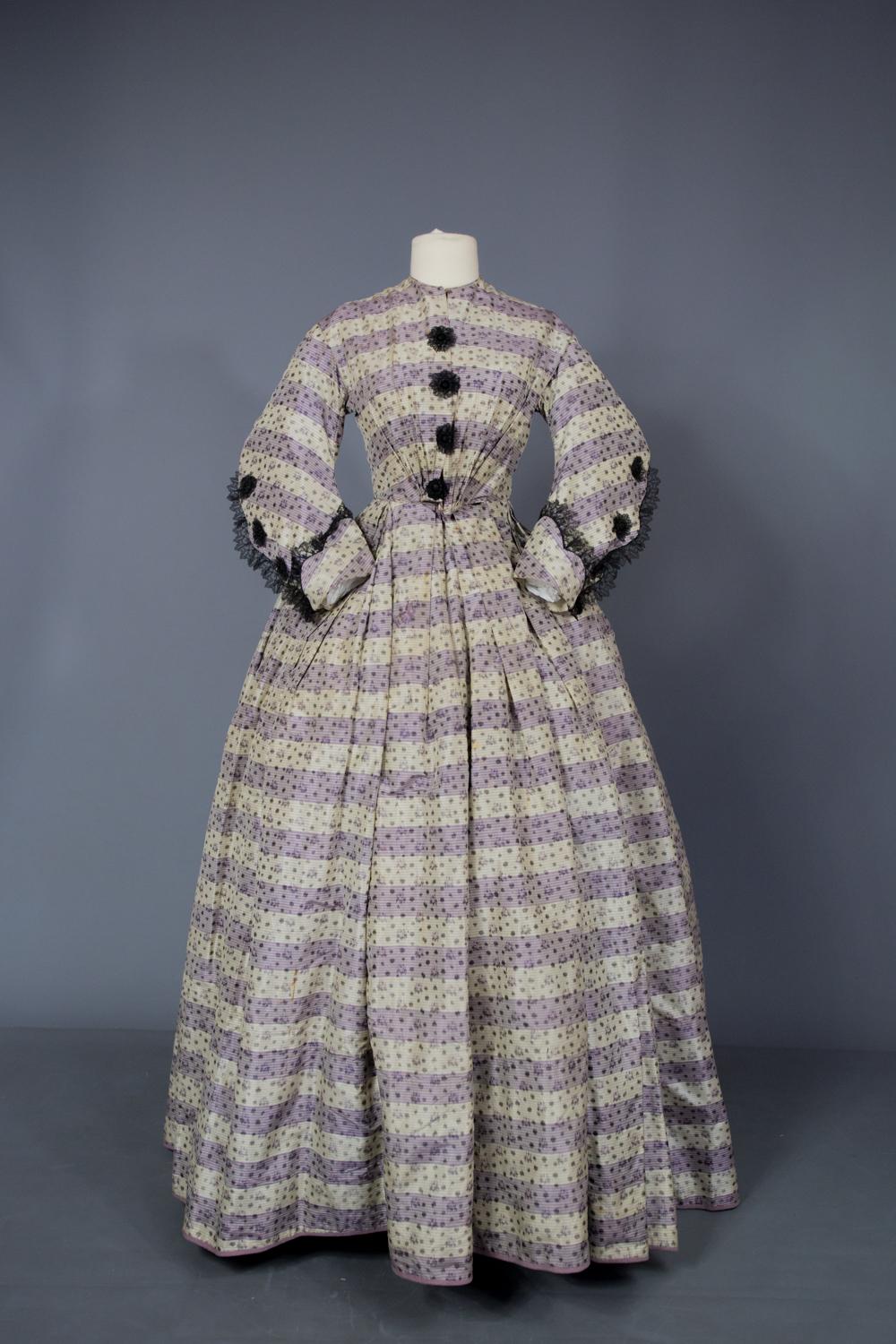 1855 day dress