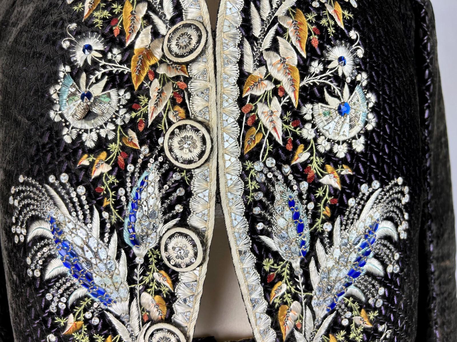 Abito e pantaloni da cerimonia della corte francese con una prestigiosa provenienza, CIRCA 1810 in vendita 14