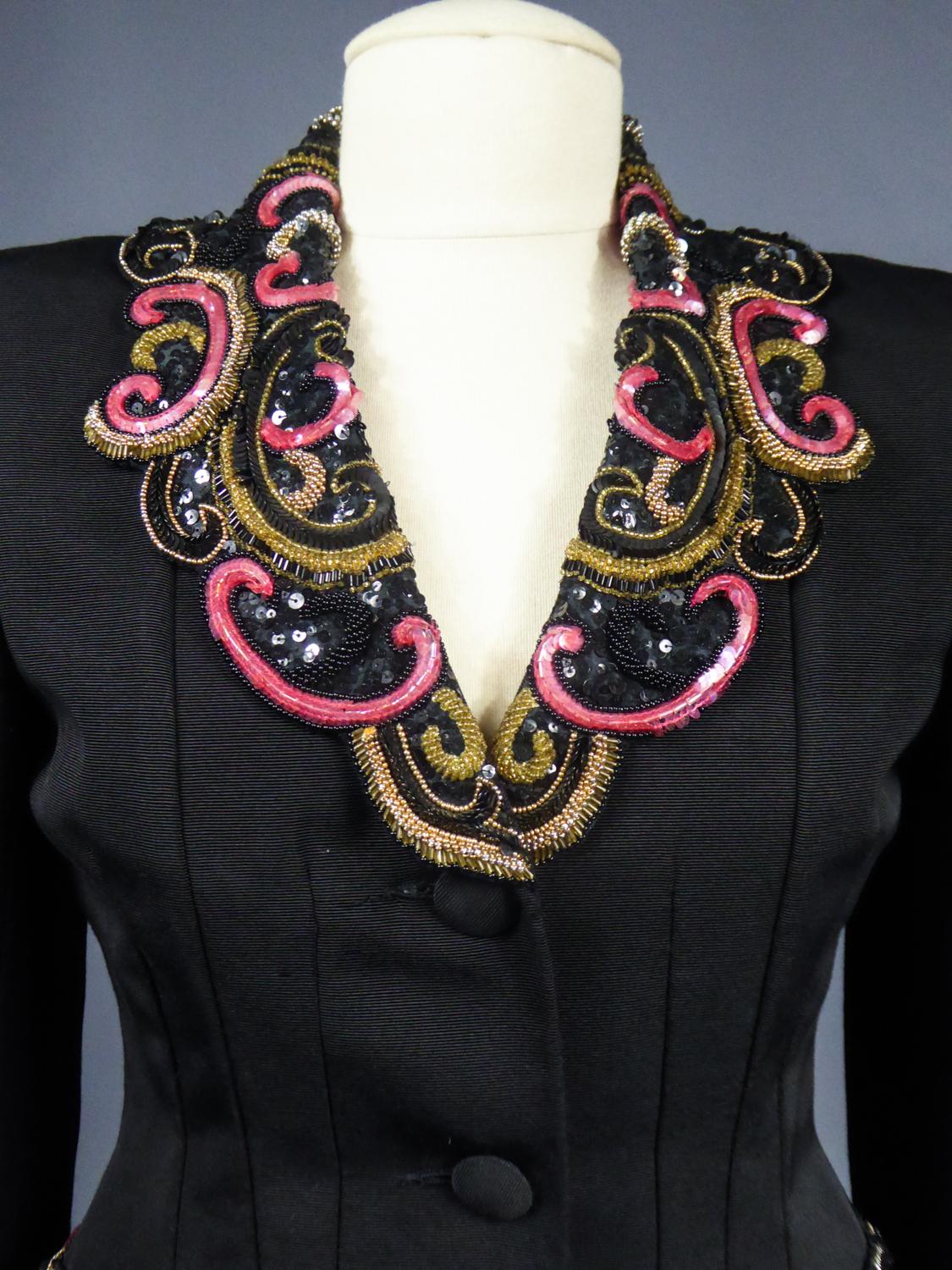 Una giacca da bar francese di alta moda con perline e paillettes ricamate CIRCA 1950 In condizioni buone in vendita a Toulon, FR