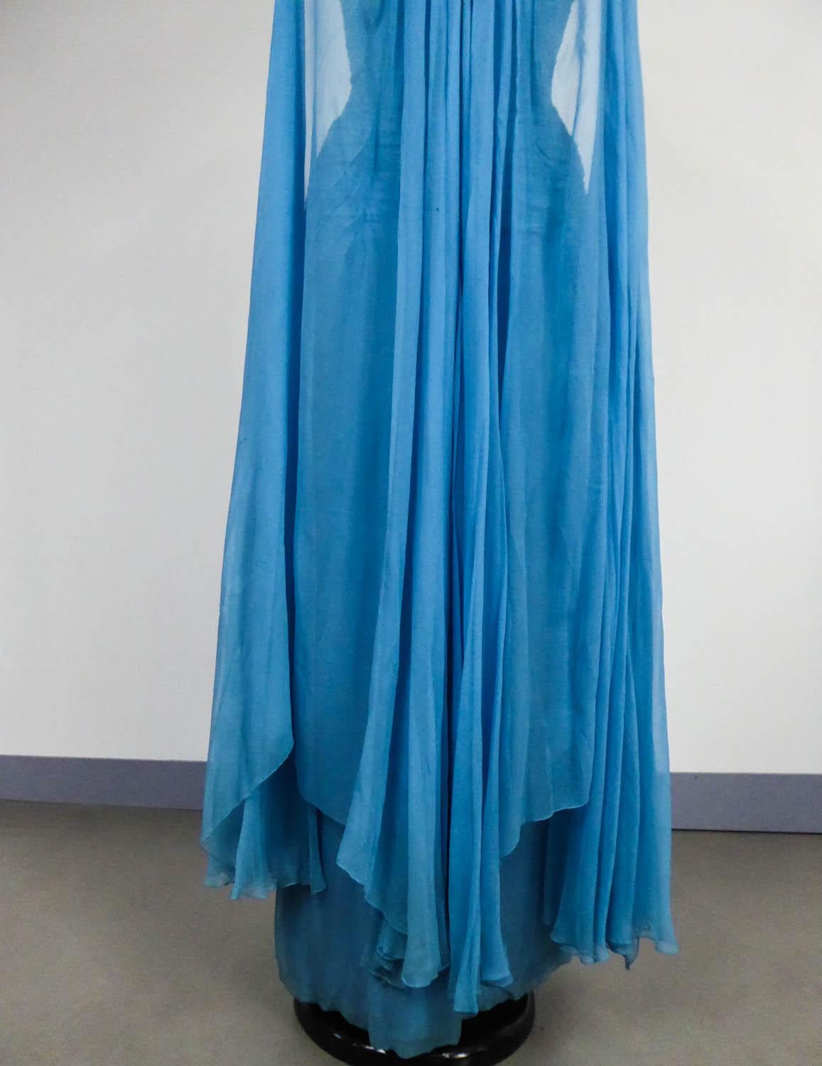 Robe de soirée en mousseline de Carven Couture numérotée 11150 Circa 1960/1970 en vente 3