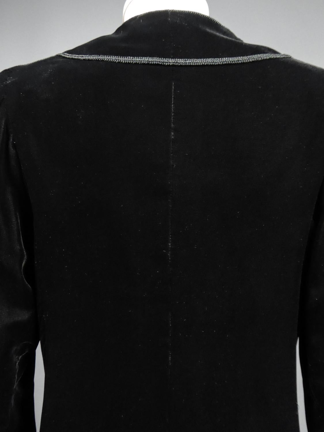 Emanuel Ungaro - Petite robe noire de haute couture française, numéro 4383-10-76, circa 1976 en vente 9