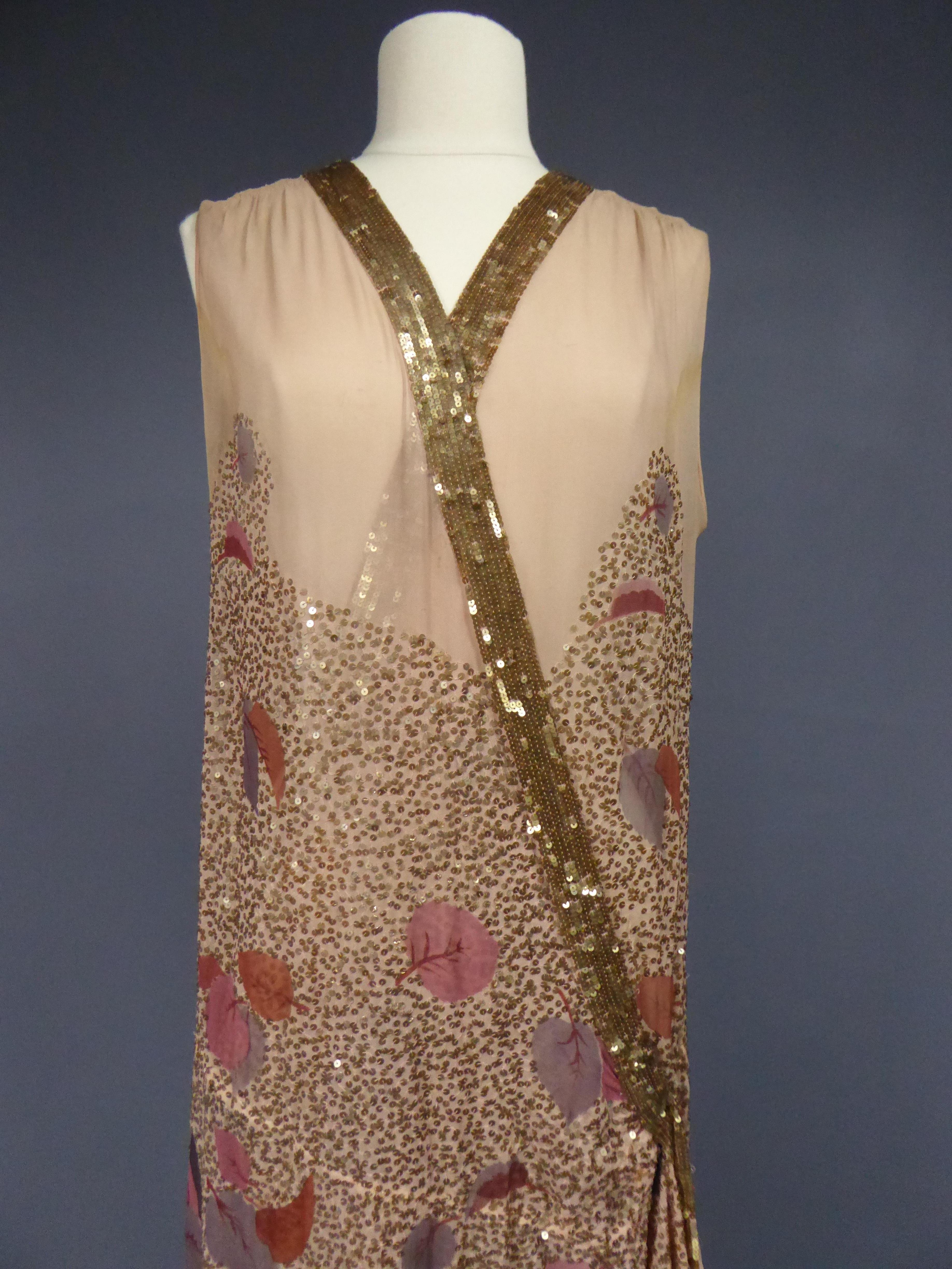 A French Couture Evening Gown By Jeanne Lanvin Circa 1928 In Good Condition In Toulon, FR