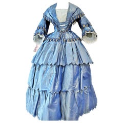 A French Crinoline Changing Taffeta Dress - Napoléon III Period Circa 1855.