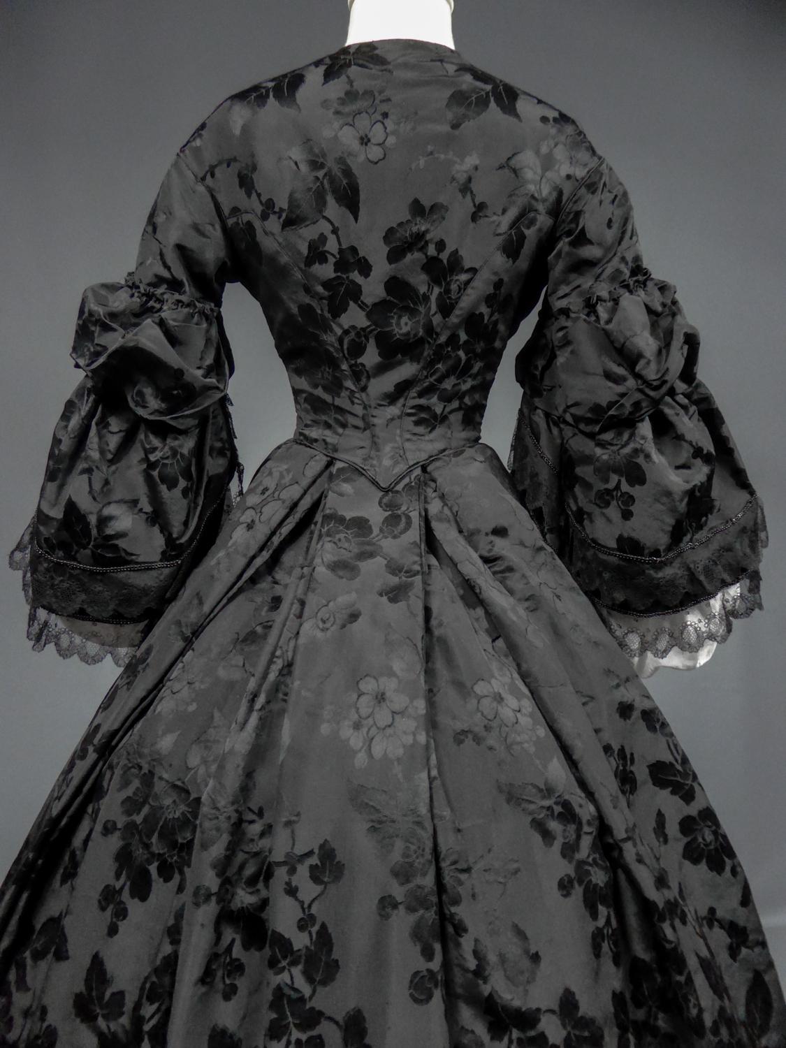 A French Crinoline Damask Silk Day Dress Circa 1865 with Provenance 2