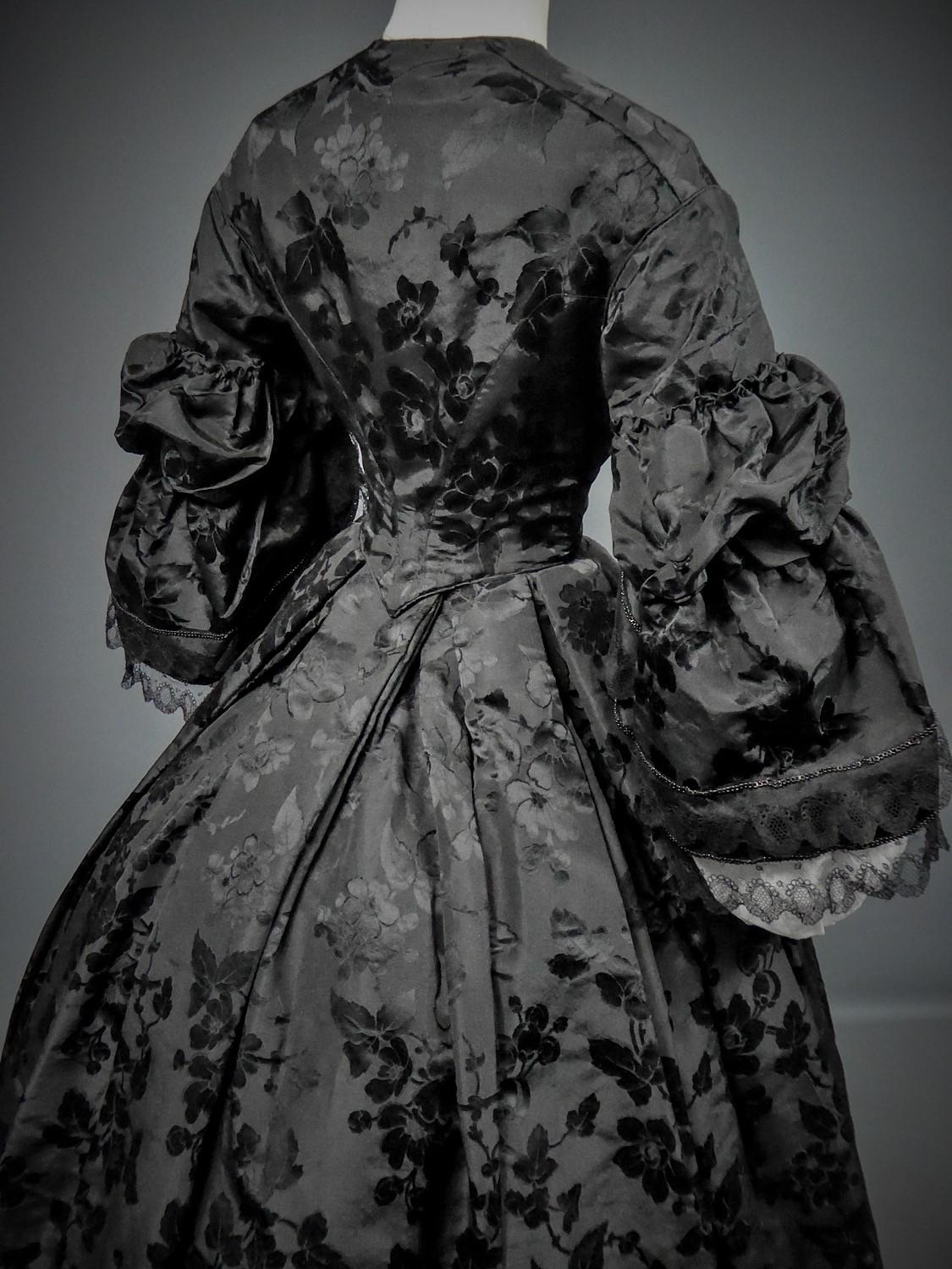 A French Crinoline Damask Silk Day Dress Circa 1865 with Provenance 1