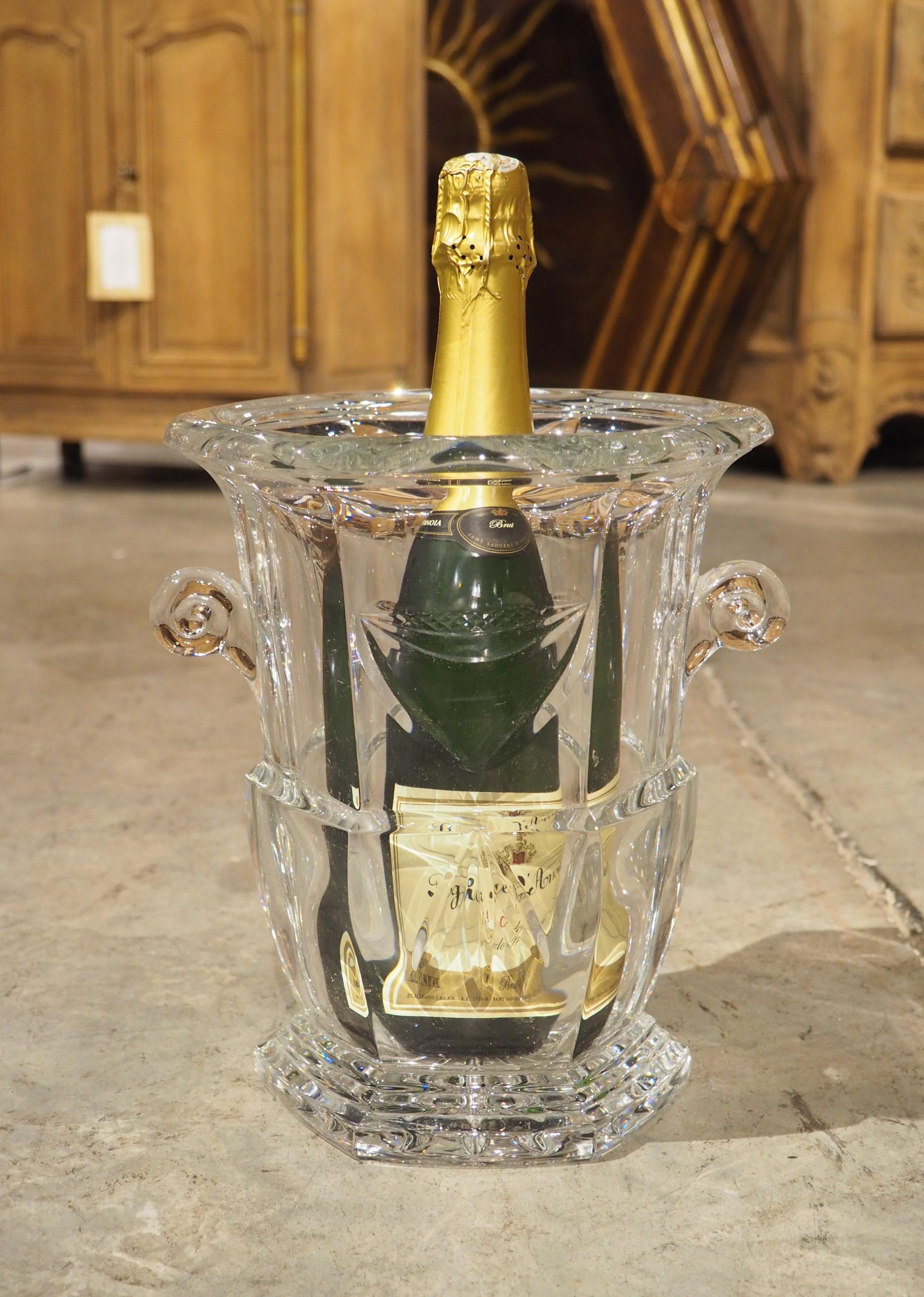 A French Crystal Champagne Bucket with Escutcheon In Good Condition In Dallas, TX
