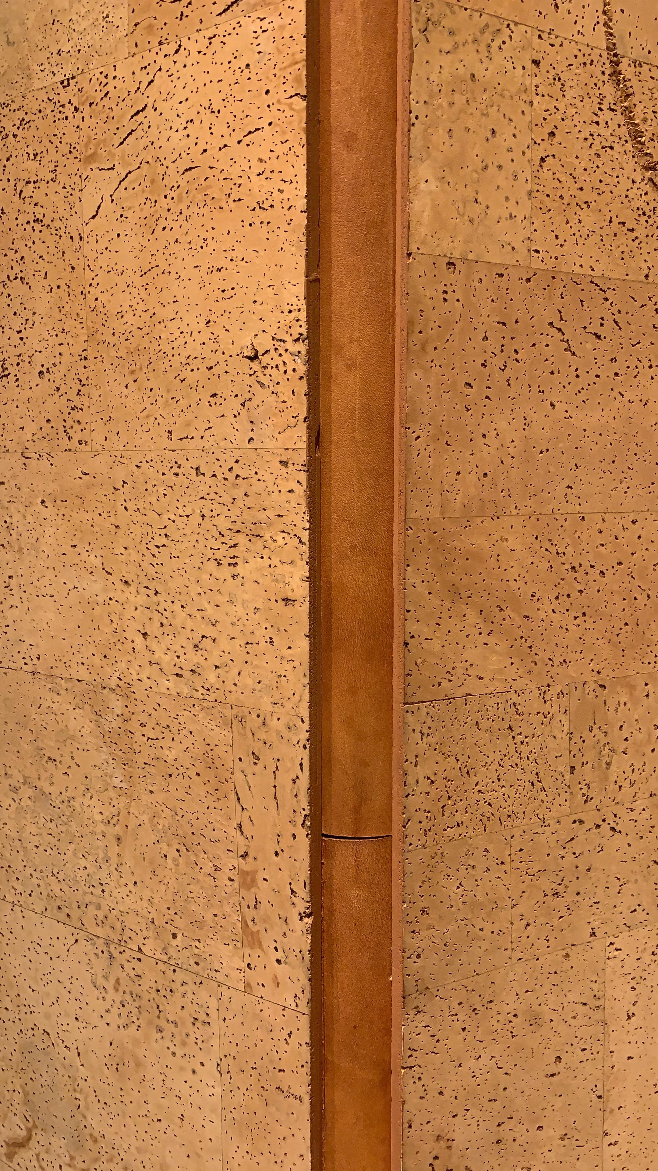 A French Decorative Cork Screen, 1970s In Good Condition In Brussels, BE