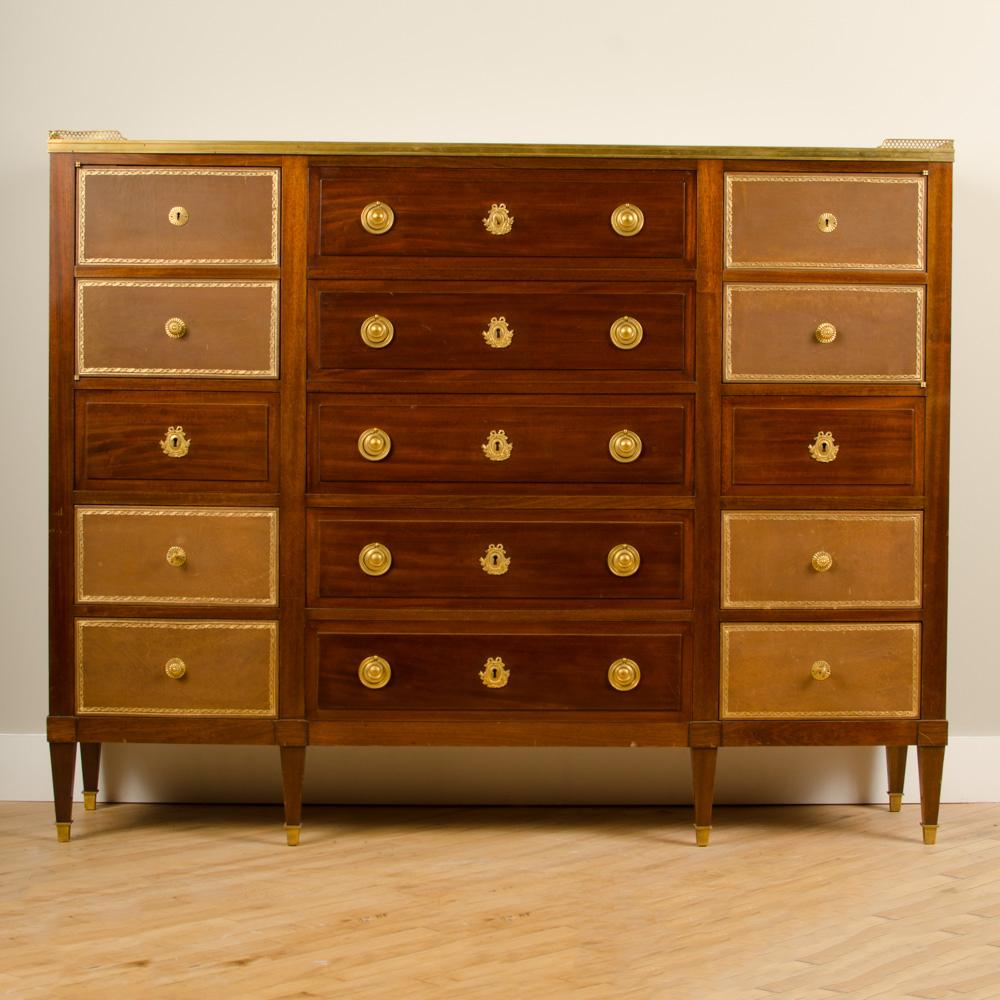 French Directoire Style Mahogany Office Cabinet, Signed Mercier, Paris, 1910 For Sale 4