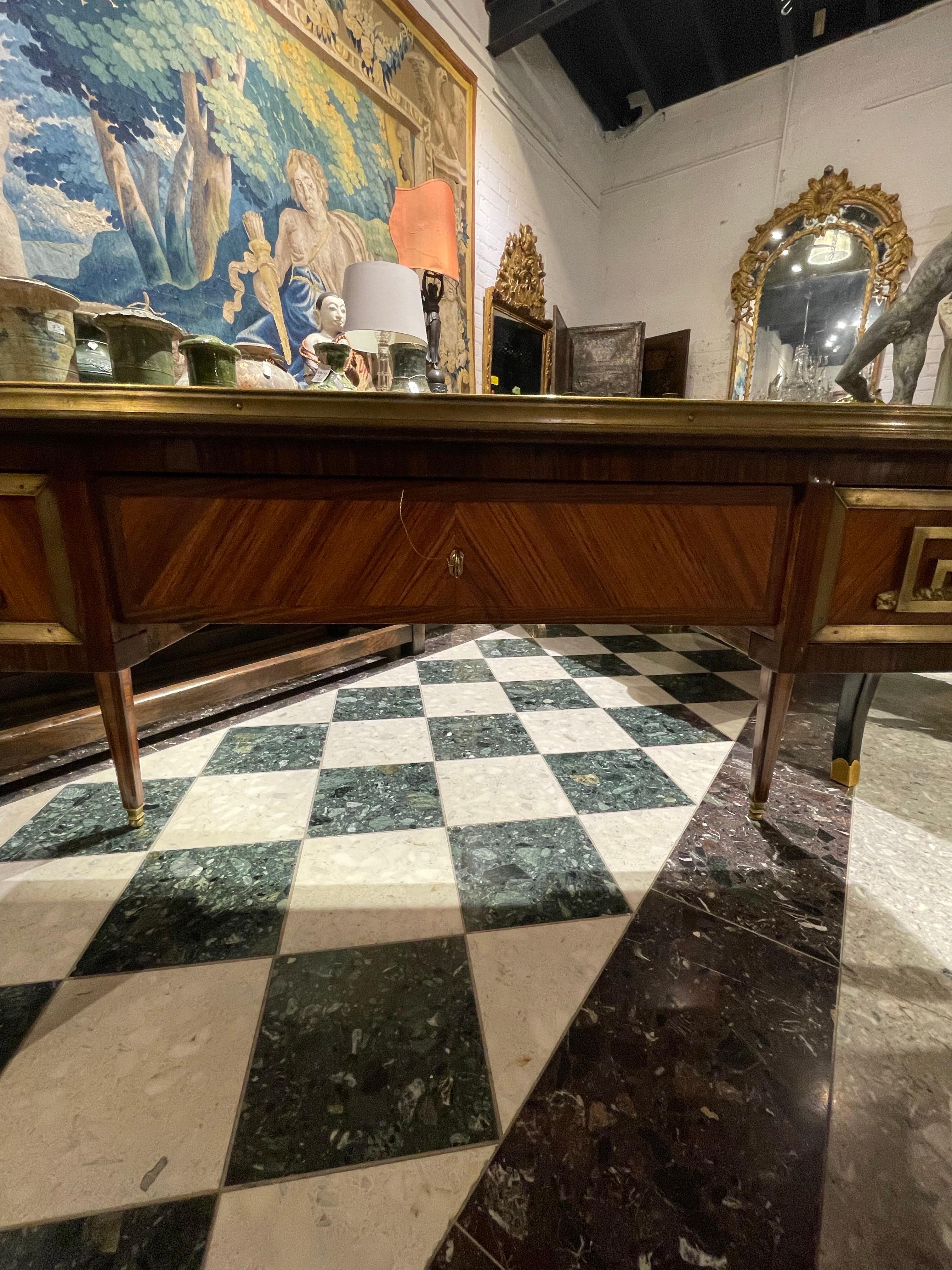 Bronze doré Bureau de style Directoire en marqueterie d'orfèvrerie, début du 20e siècle en vente