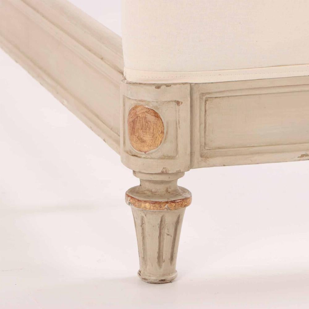 This beautifully painted, floral carved and giltwood sleigh bed also has brand new fabric and is ready to make a statement in your primary or guest bedrooms. Interior: 62