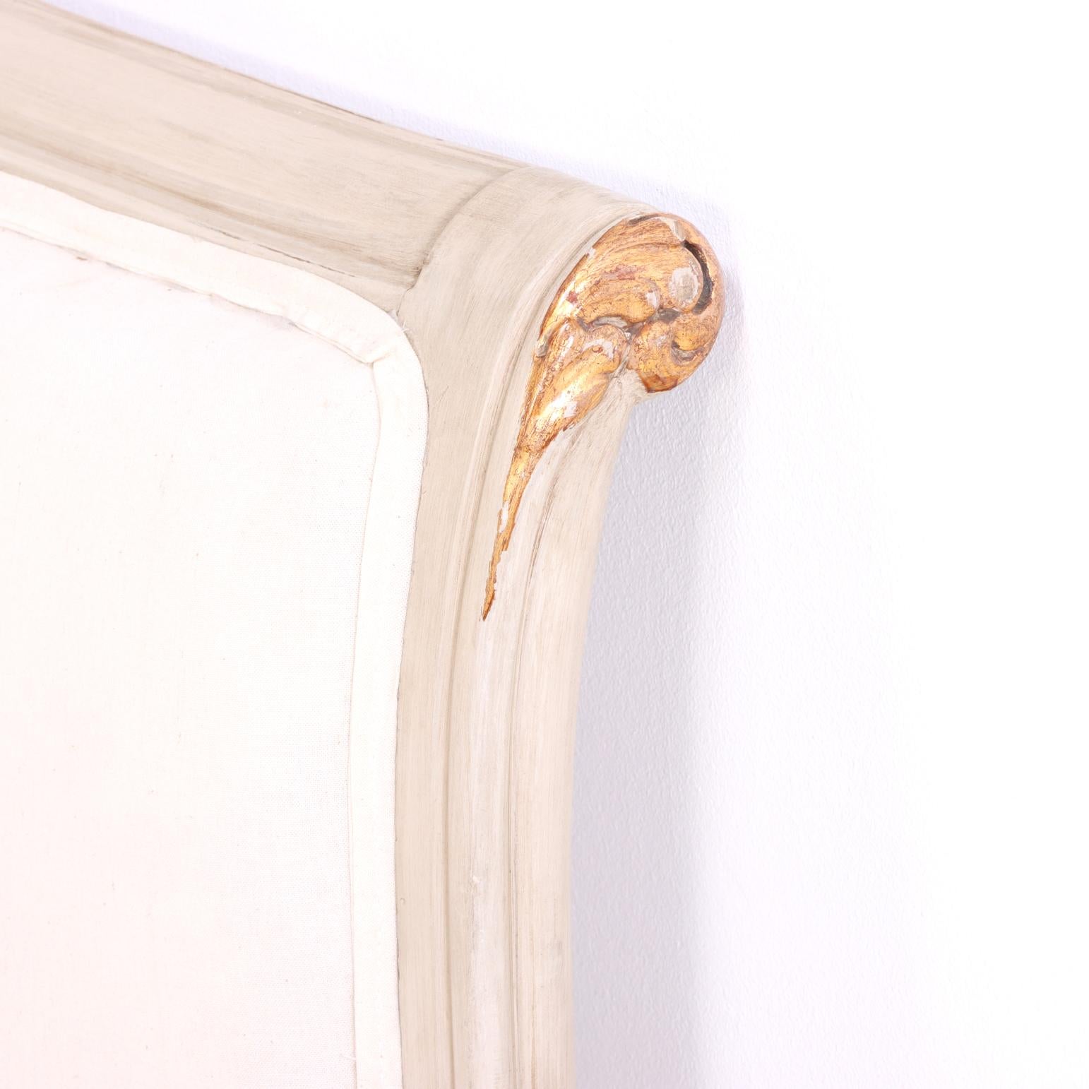 A French Directoire style Queen size bed, C. 1930. (20. Jahrhundert) im Angebot