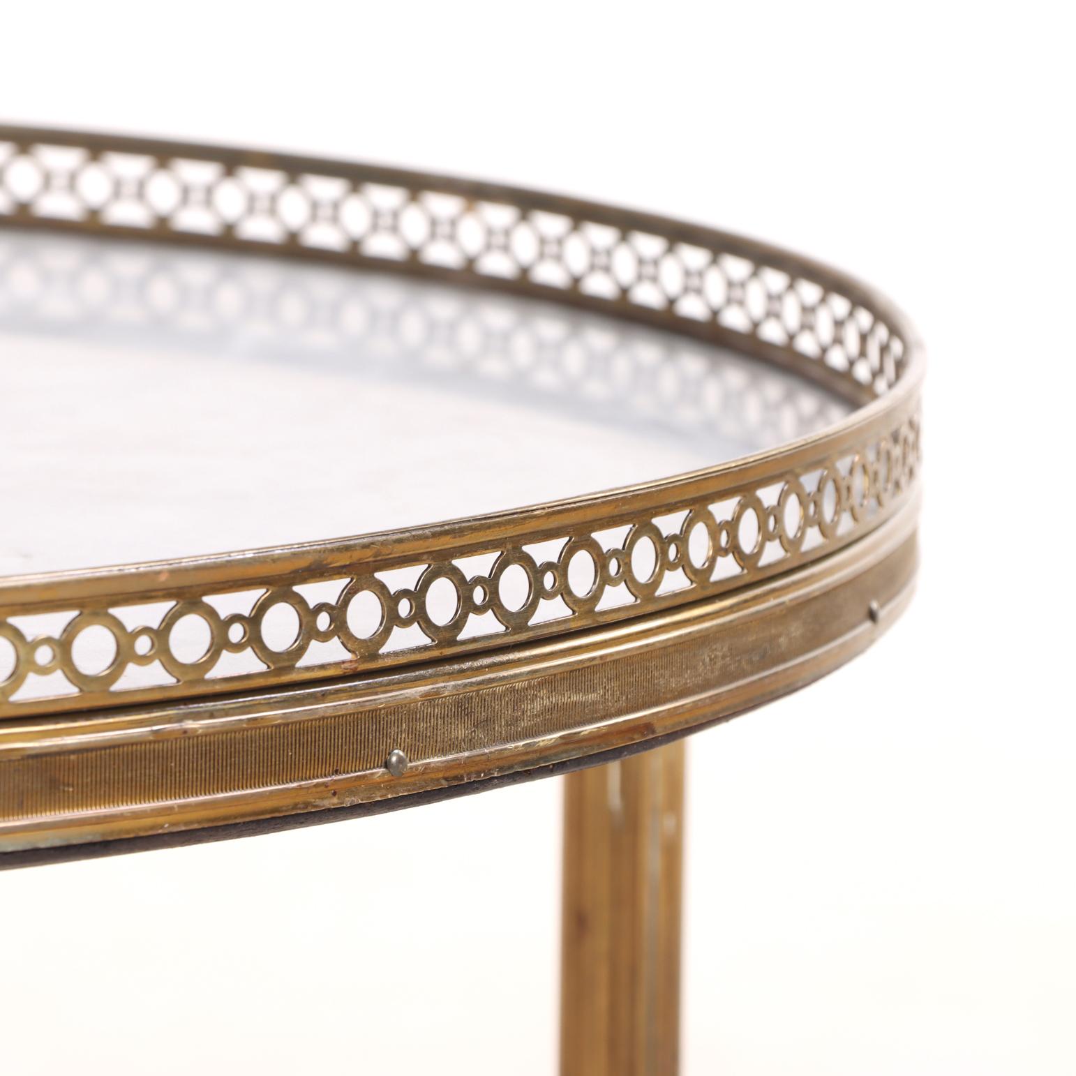 A French Directoire-Style Round Brass Occasional Table, C. 1945. Directorio en venta