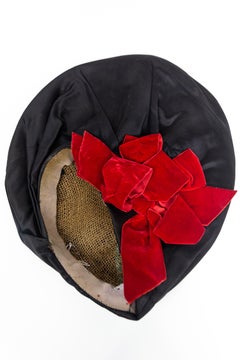 Französisches dramatisches, asymmetrisches Abendbarett aus Taft und Samt, um 1945