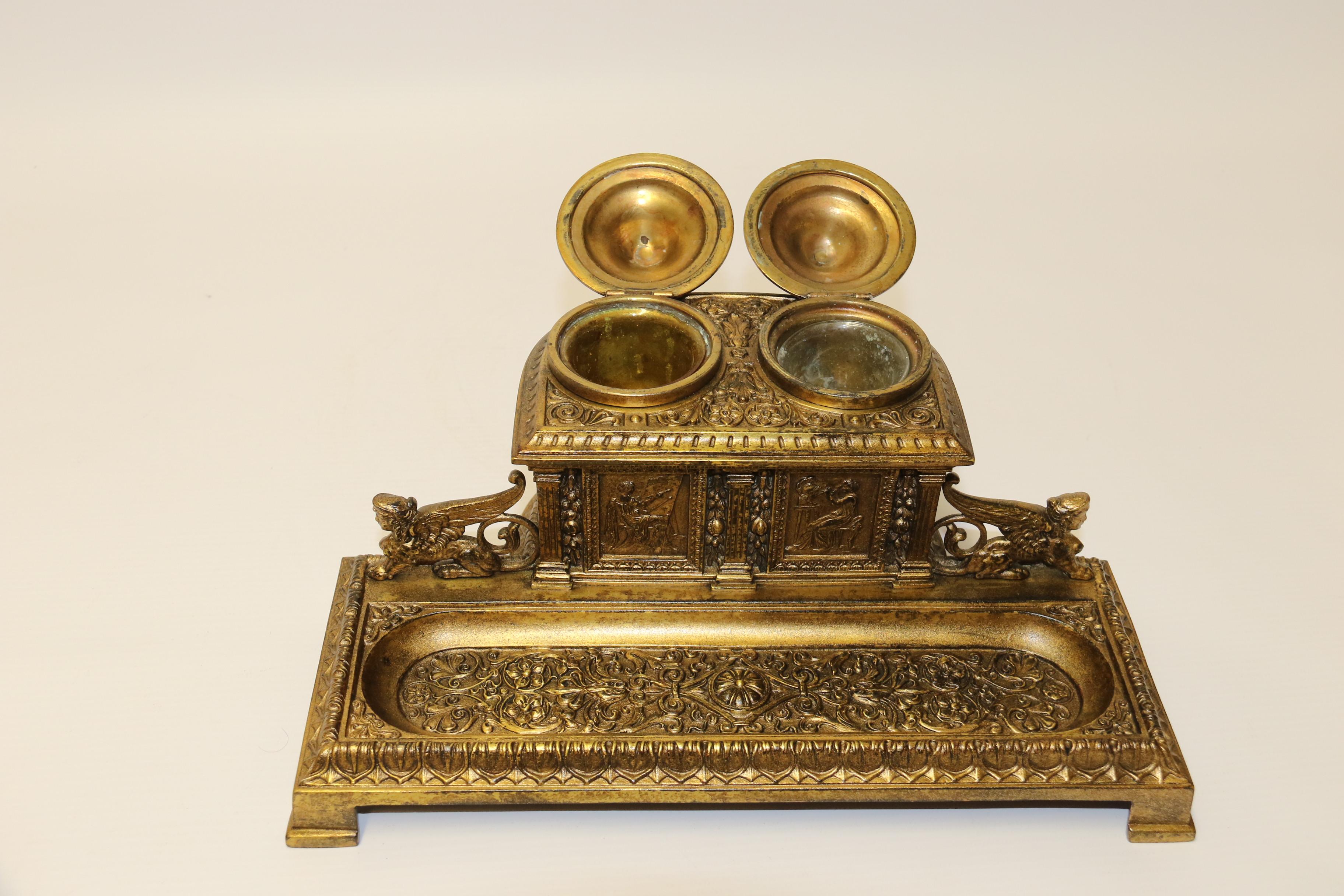 French Early 19th Century Bronze Grecian Style Pen and Ink Stand, circa 1830 For Sale 5