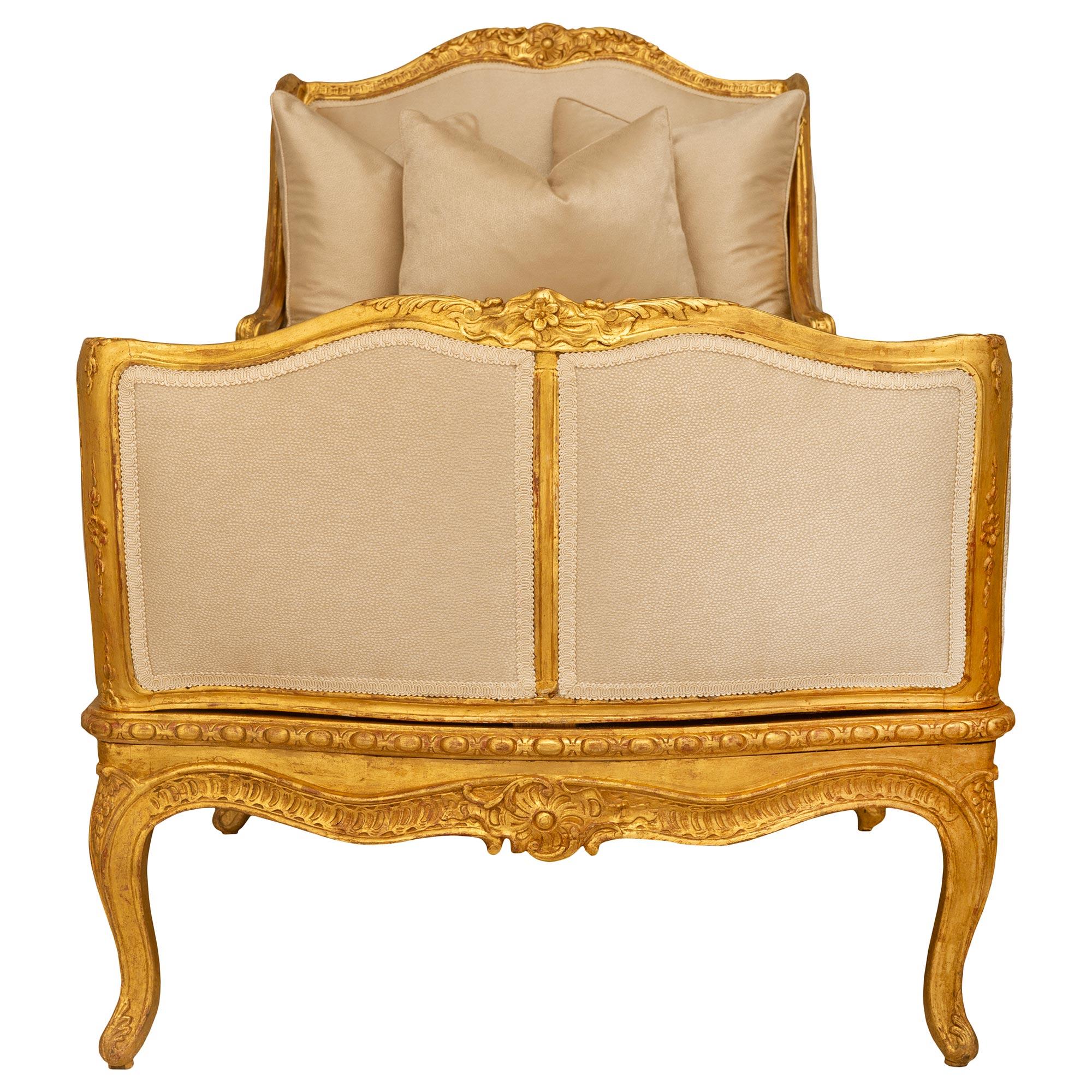 Regency A French early 19th century Regence st. recamier chaise For Sale