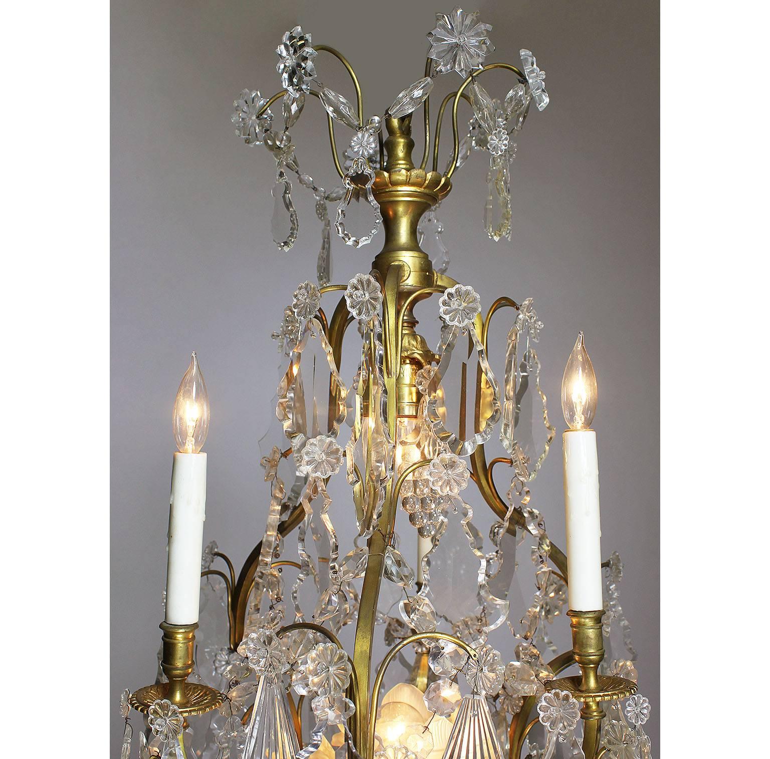 French Early 20th Century Louis XV Style Gilt-Bronze and Cut-Glass Chandelier In Good Condition For Sale In Los Angeles, CA