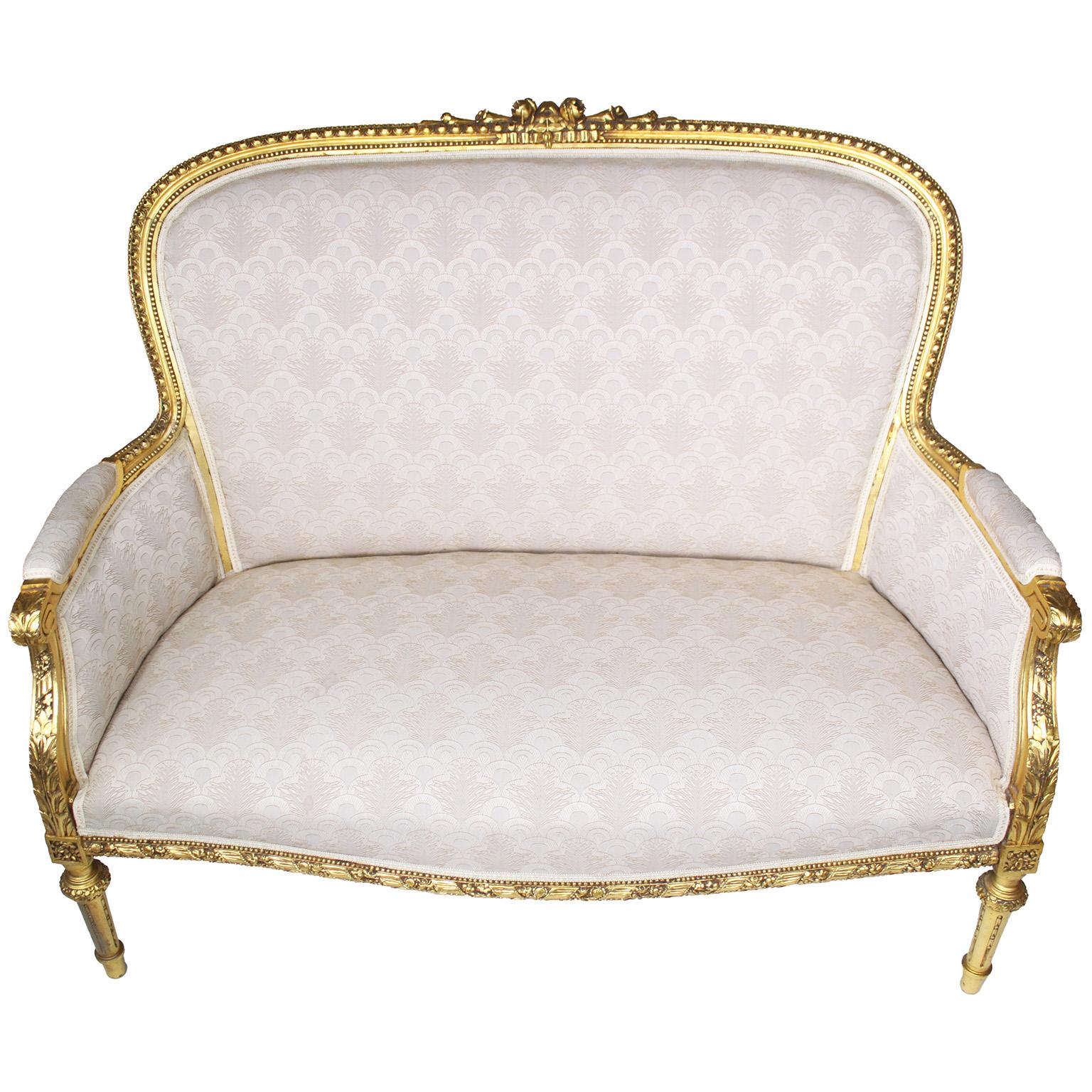 Französische 9-teilige Salon-Suite im Louis-XVI-Stil aus geschnitztem Giltholz, Anfang des 20. im Angebot 3