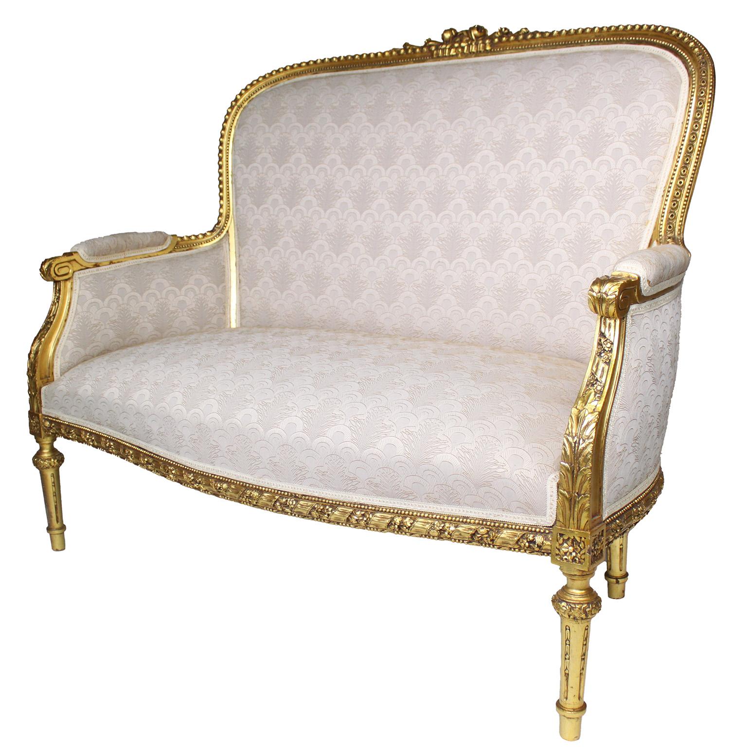 Französische 9-teilige Salon-Suite im Louis-XVI-Stil aus geschnitztem Giltholz, Anfang des 20. im Angebot 4