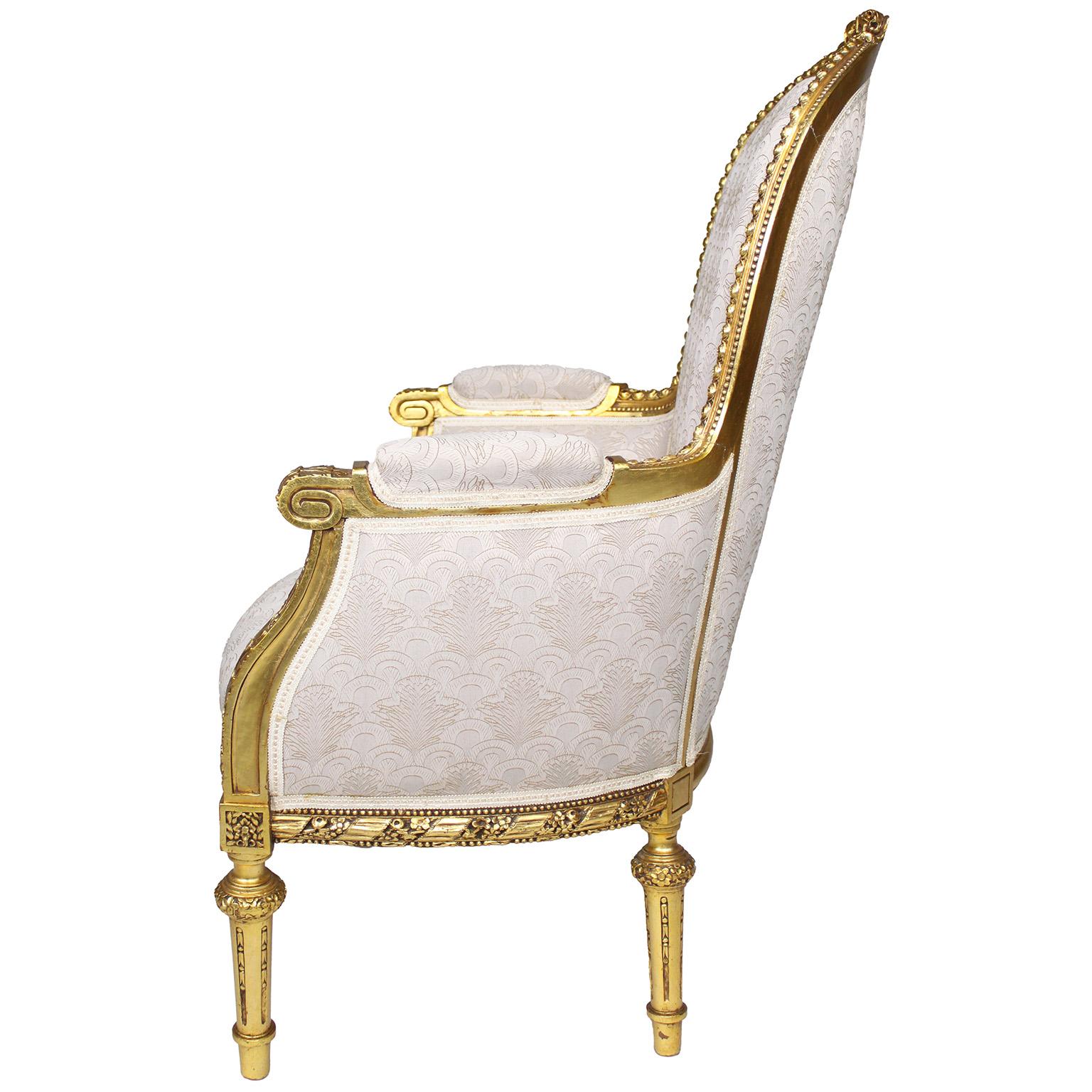 Französische 9-teilige Salon-Suite im Louis-XVI-Stil aus geschnitztem Giltholz, Anfang des 20. im Angebot 8
