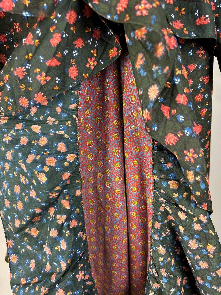 A French early Printed Cotton chintz cloak  - Provence Circa 1820-1850 For Sale 12