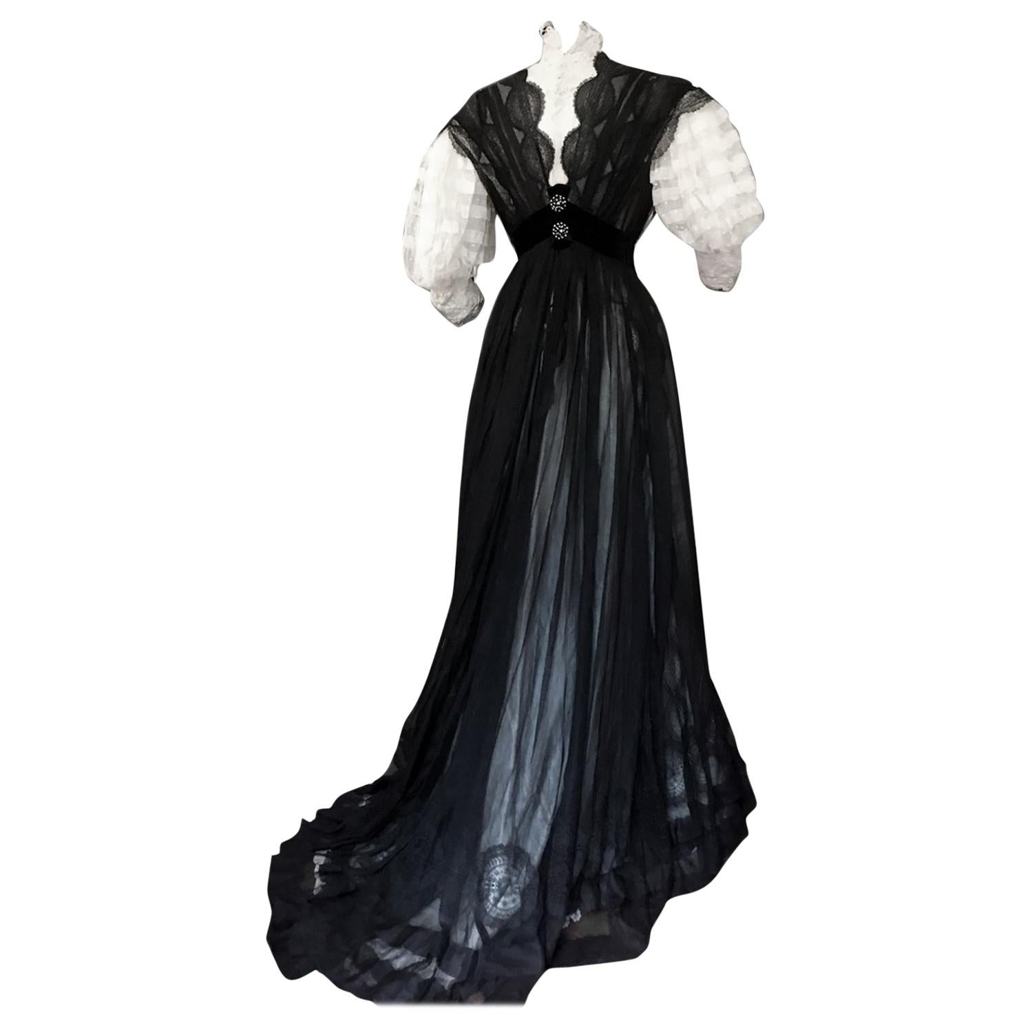 A French Edwardian Chiffon and Lace Tea-Gown Circa 1900