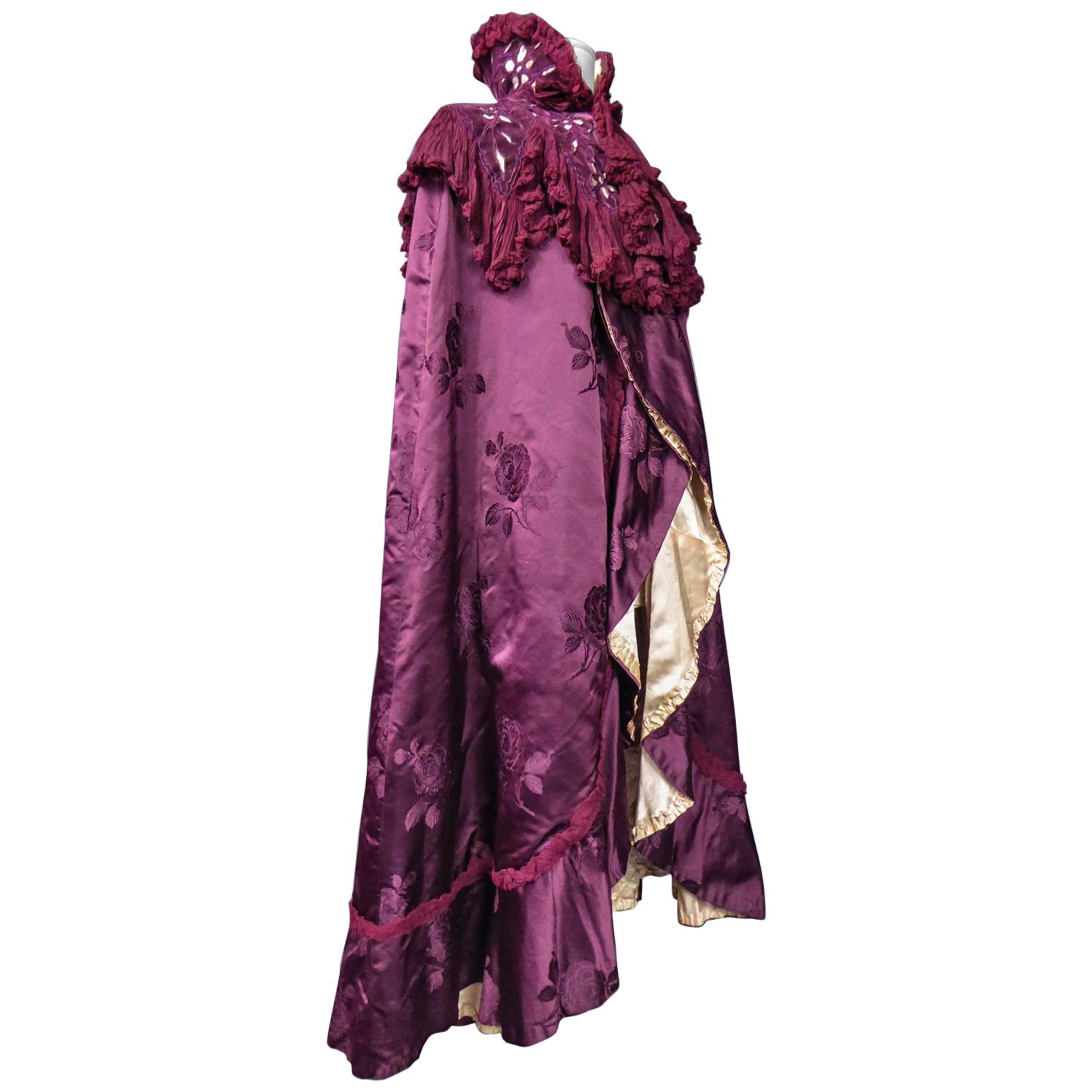 A French Edwardian Couture Evening Silk Cape with Medici Collar circa 1900