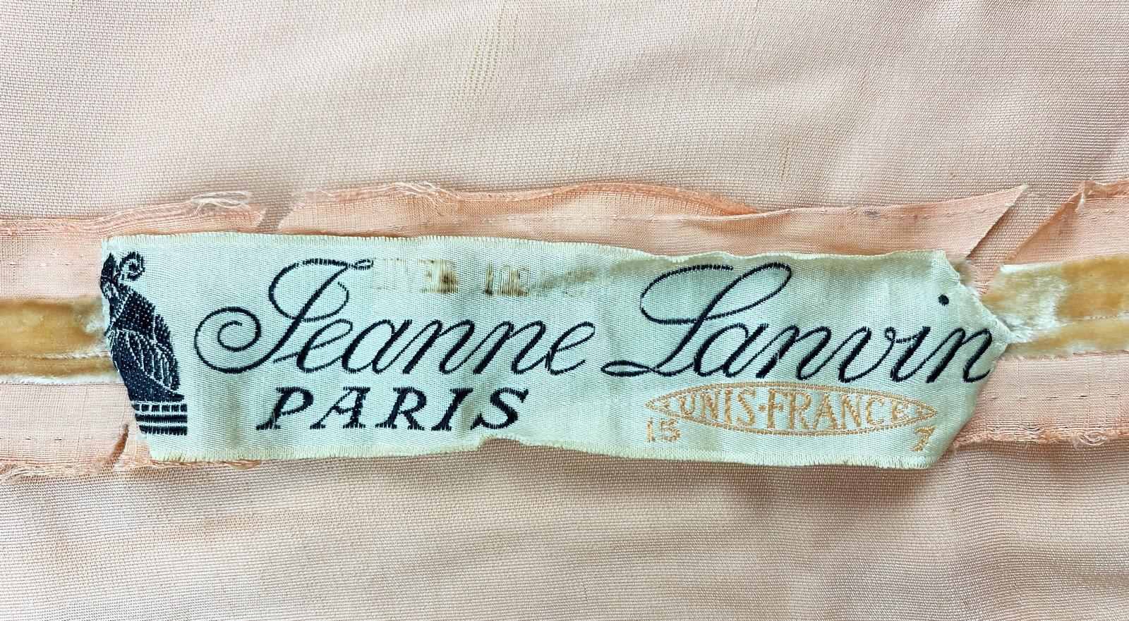 A french embroidered velvet Robe de style by Jeanne Lanvin Couture - A W 1924 In Good Condition In Toulon, FR