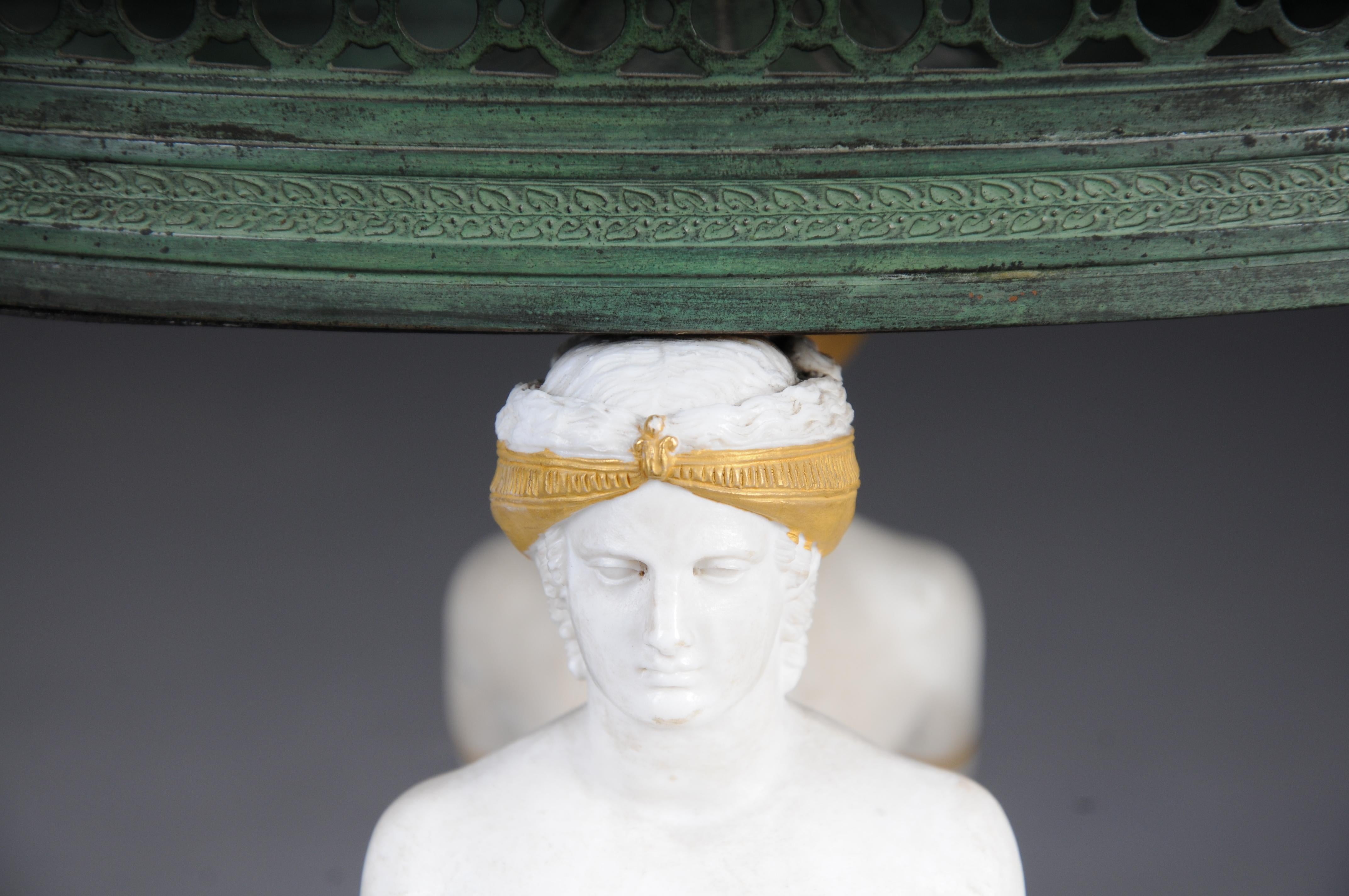 Centre de table en porcelaine de Sèvres vers 1820, Paris en vente 6