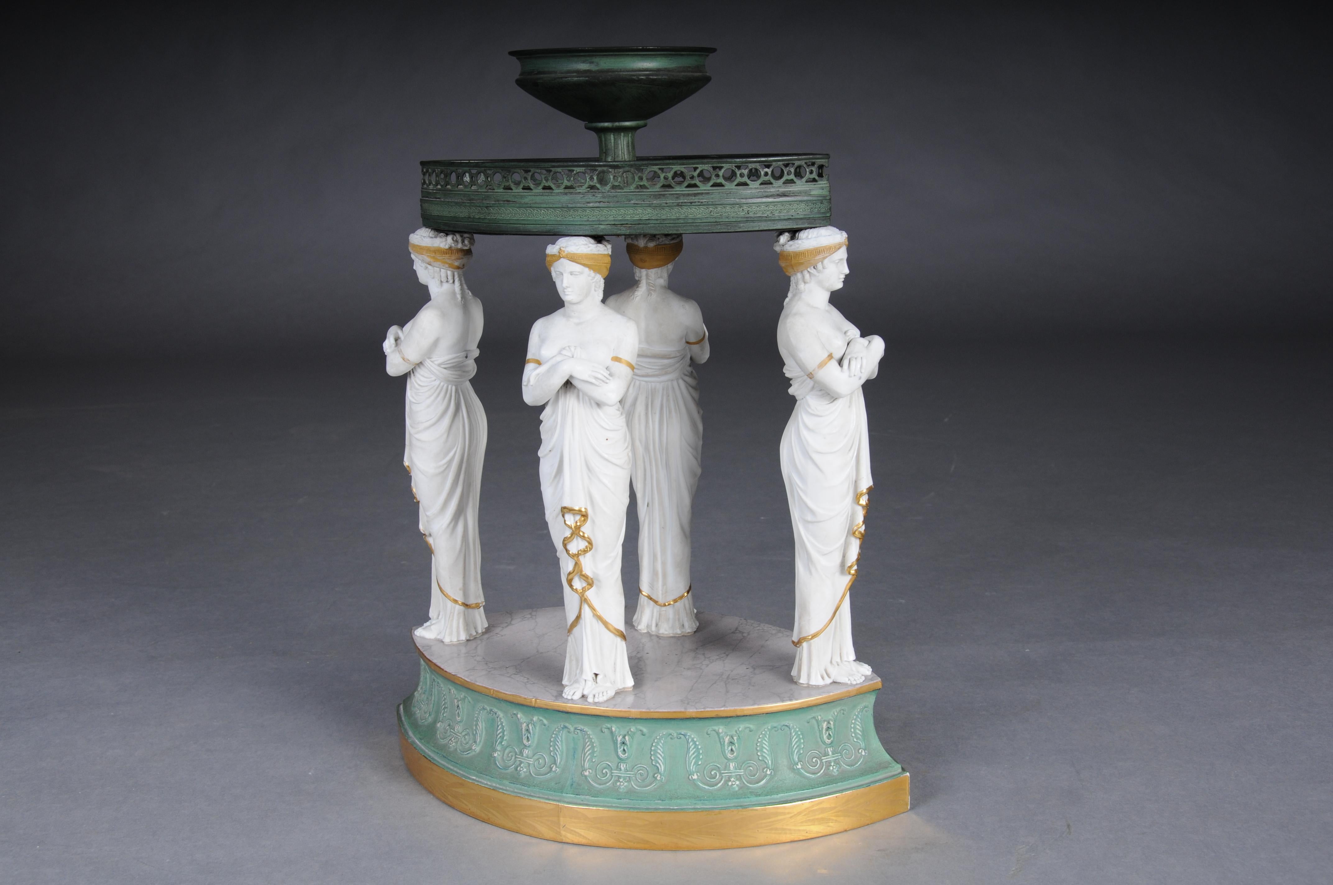 XIXe siècle Centre de table en porcelaine de Sèvres vers 1820, Paris en vente
