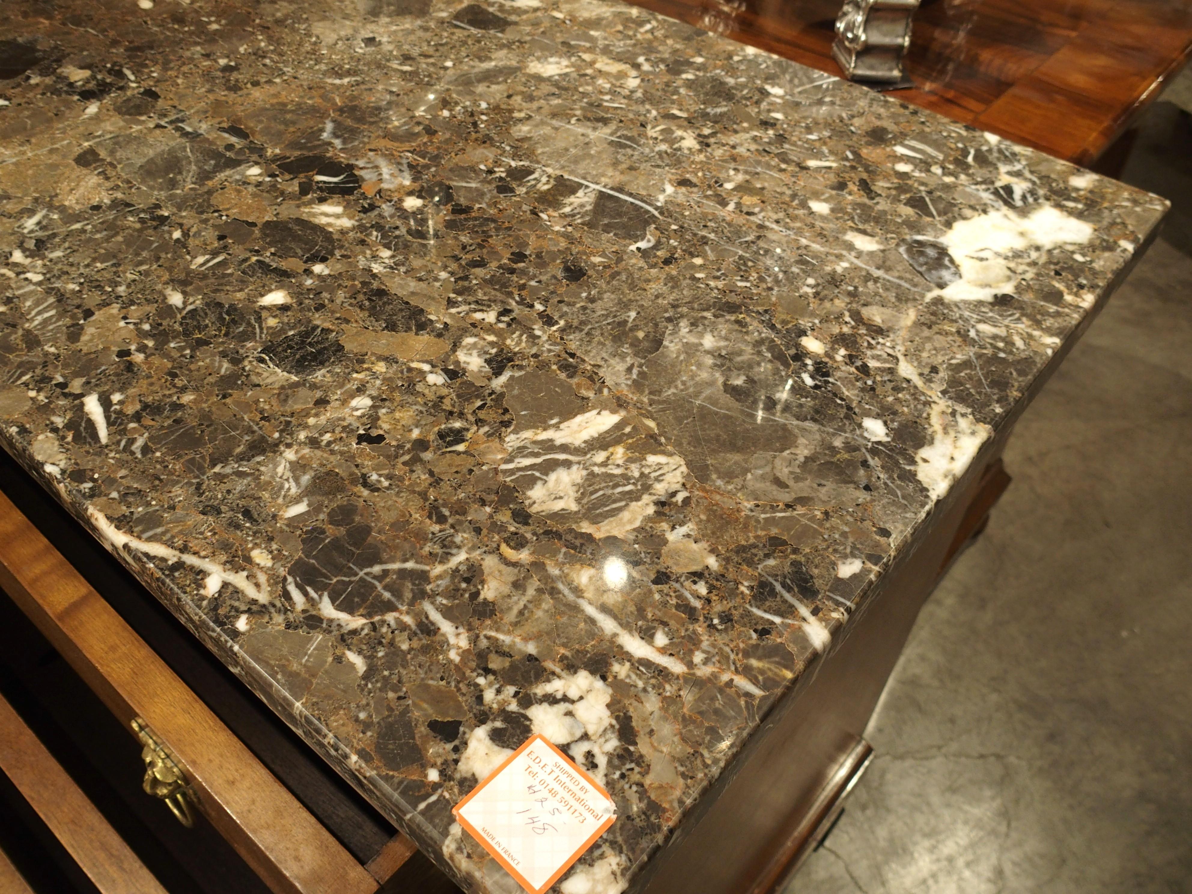 Commode in stile Impero francese con piano in marmo e montature dorate, CIRCA 1900 in vendita 4