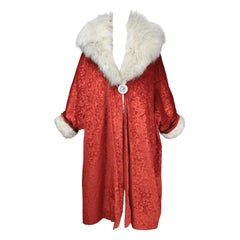 Un manteau de soirée français en velours et renard blanc de Sibérie, vers 1930