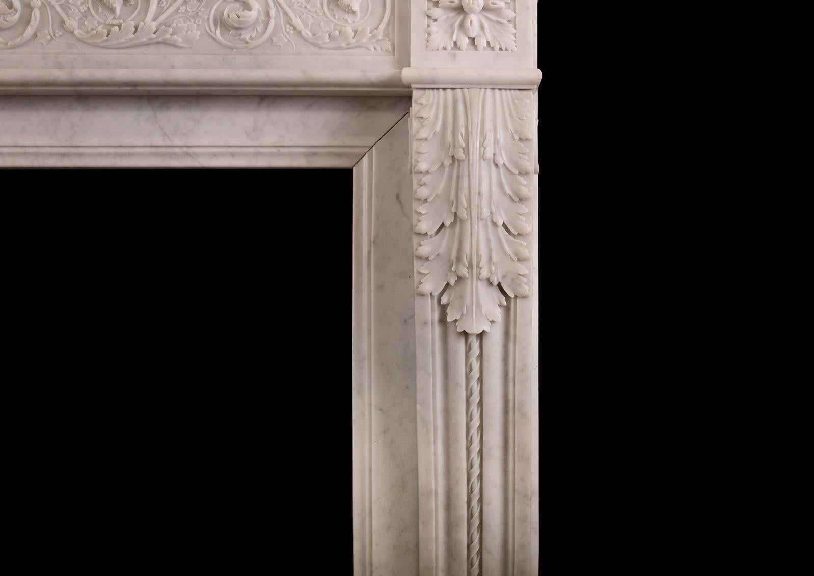Une cheminée française de style Louis XVI Bon état - En vente à London, GB