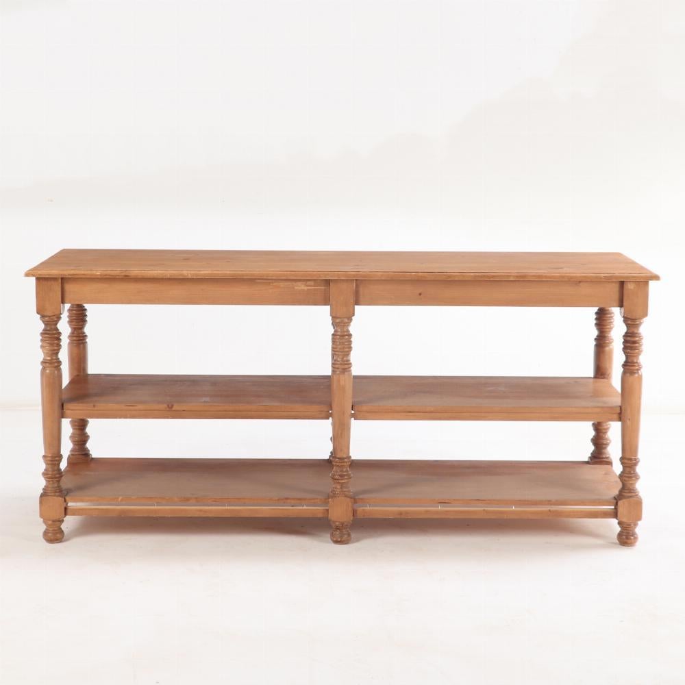 A French Florist Shop Wooden Table, C 1940. In Good Condition In Philadelphia, PA