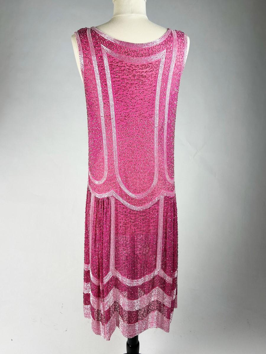 Französisches Fuschia-Flapper-Kleid mit Glasperlenstickerei, um 1925 im Angebot 5