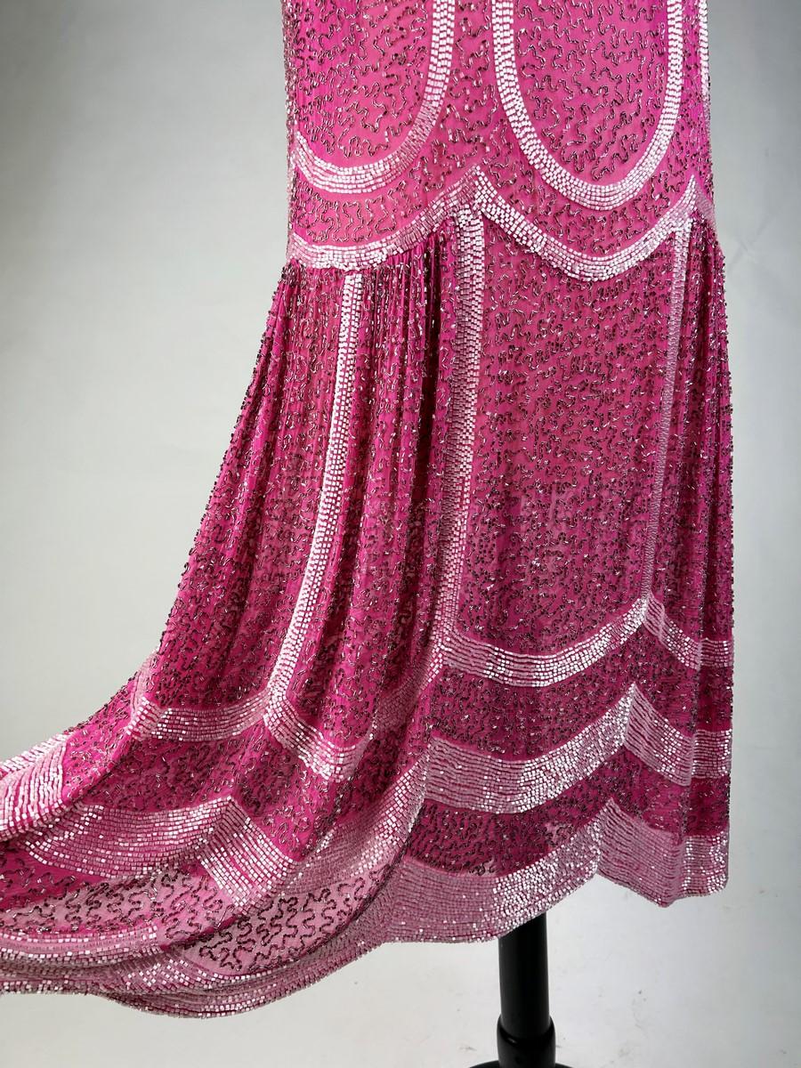 A French Fuschia Flapper dress with glass beads embroidery Circa 1925 For Sale 8