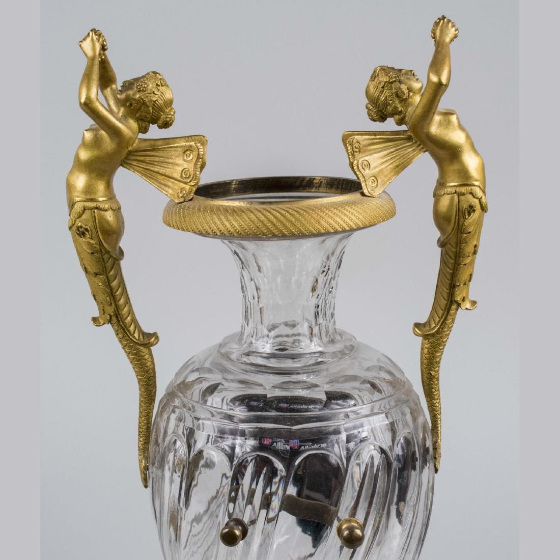 Dorato Set di orologi francesi in vetro e bronzo dorato in vendita
