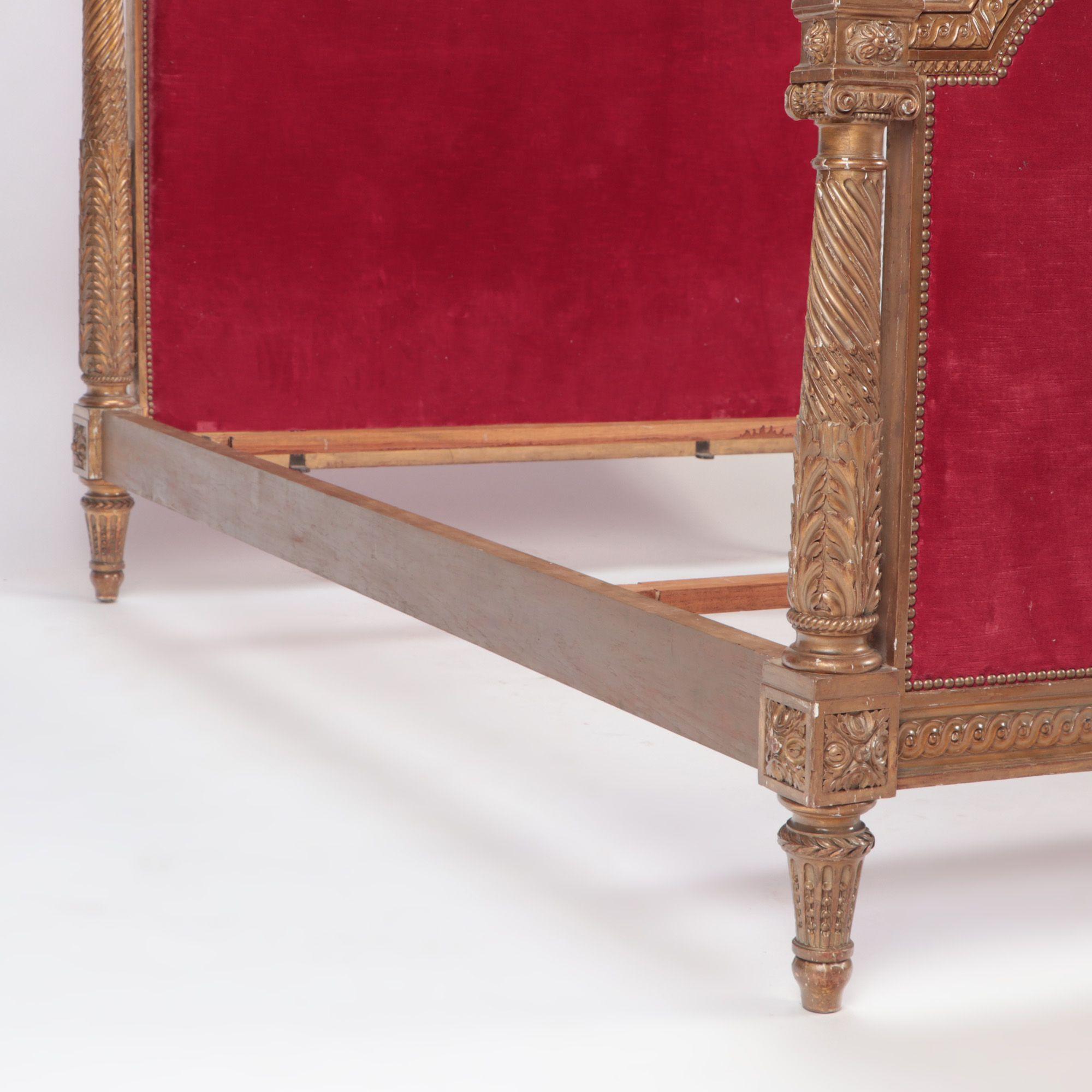 A French giltwood Louis XVI style full size bed C 1900.
Interior Dimensions : 52.5' W x 81.25