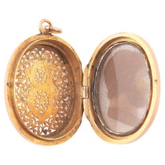 French Gold-Mounted Pendant Cameo Vinaigrette, Late 18th Century