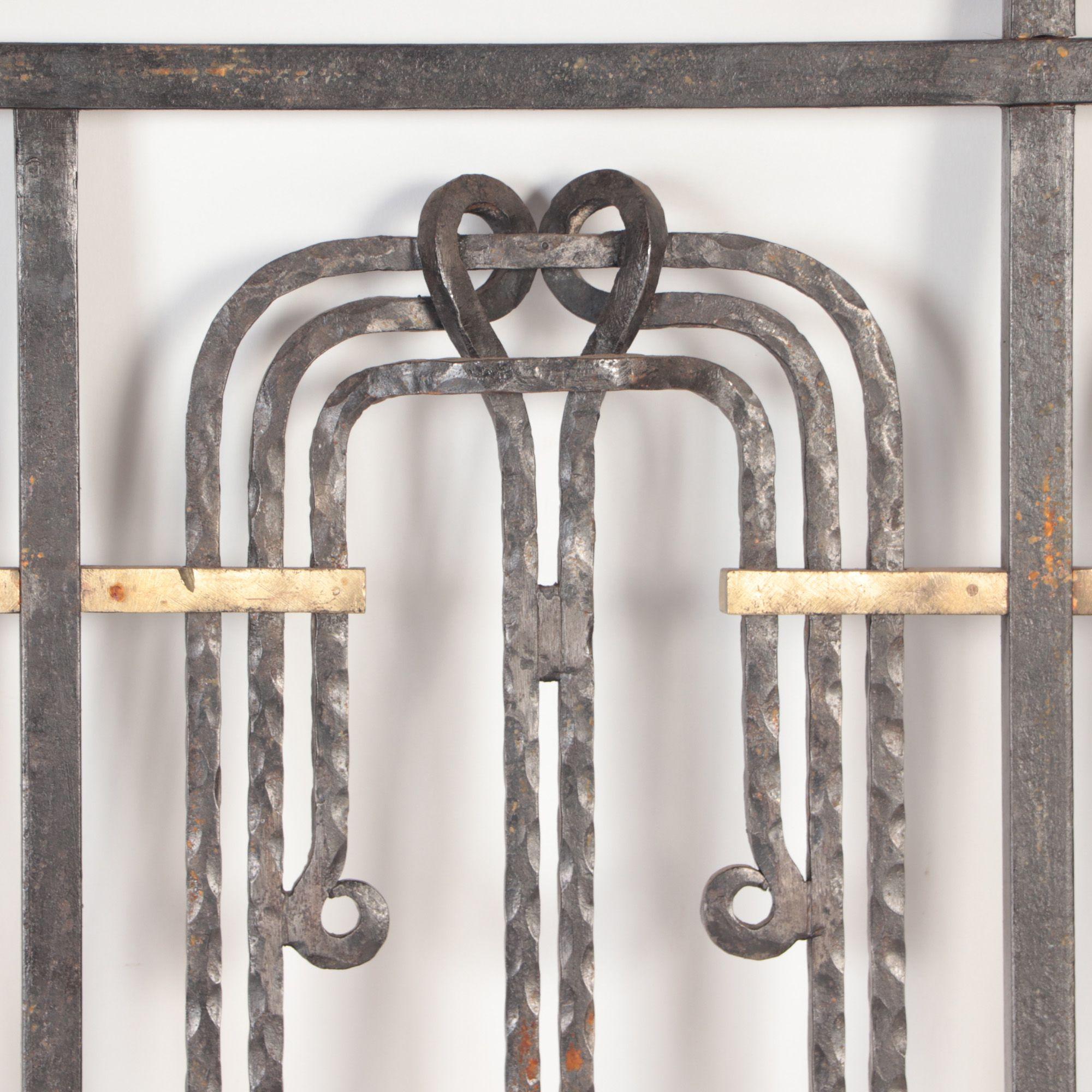 French Iron and Bronze Panel Designed by the Architect H. Sauvage, Early 20th  In Good Condition For Sale In Philadelphia, PA