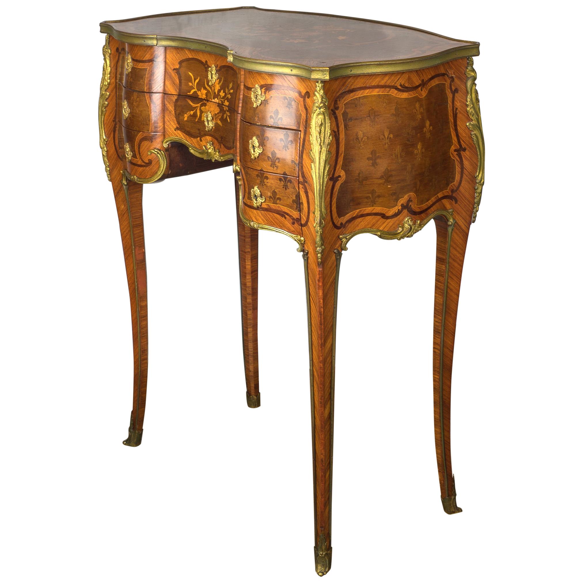French Kingwood and Mahogany-Veneered Ormolu-Mounted Dressing Table For Sale