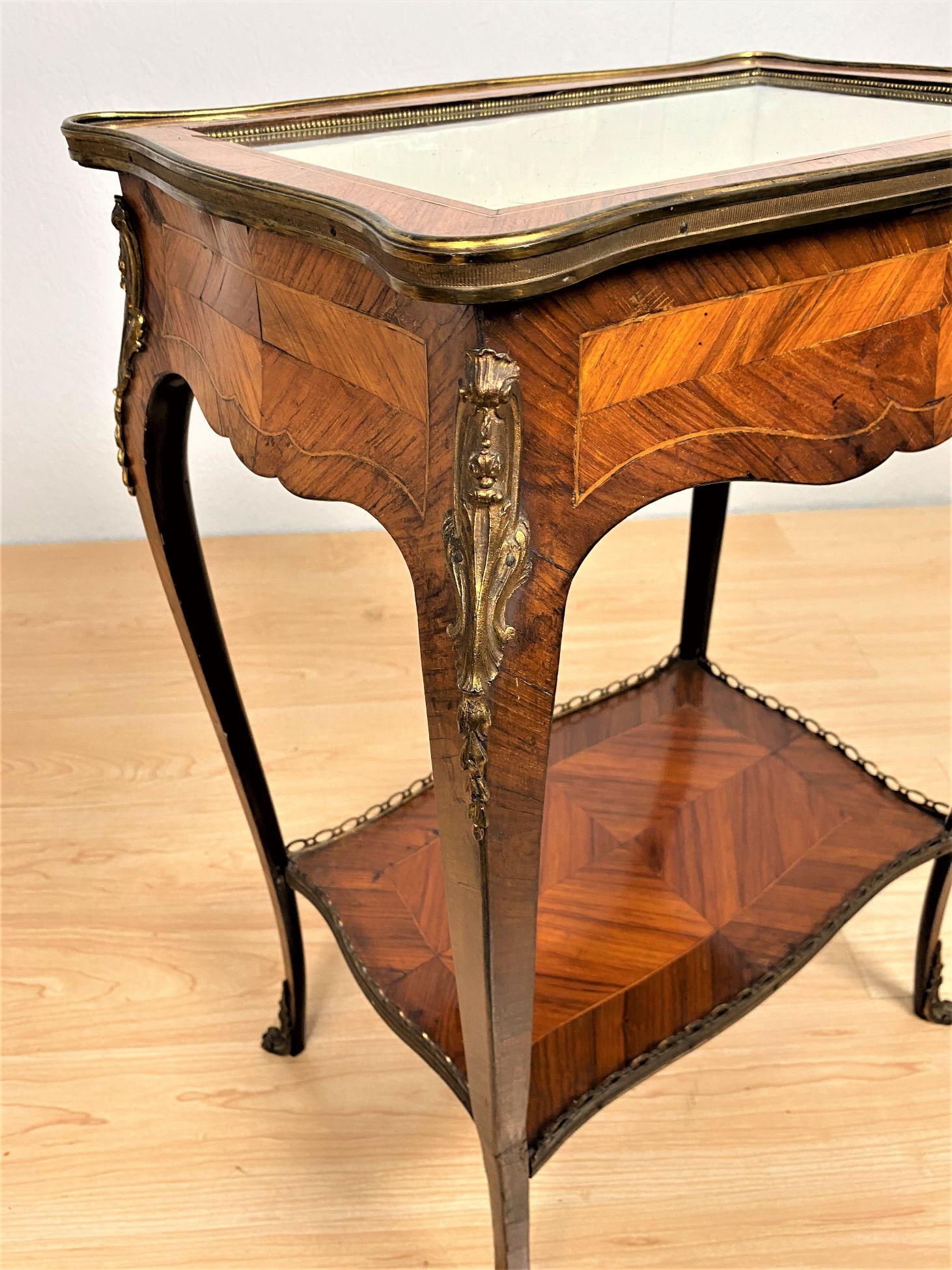 Late 19th Century French Kingwood and Metal Mounted Bijouterie Table of Louis XV Design For Sale